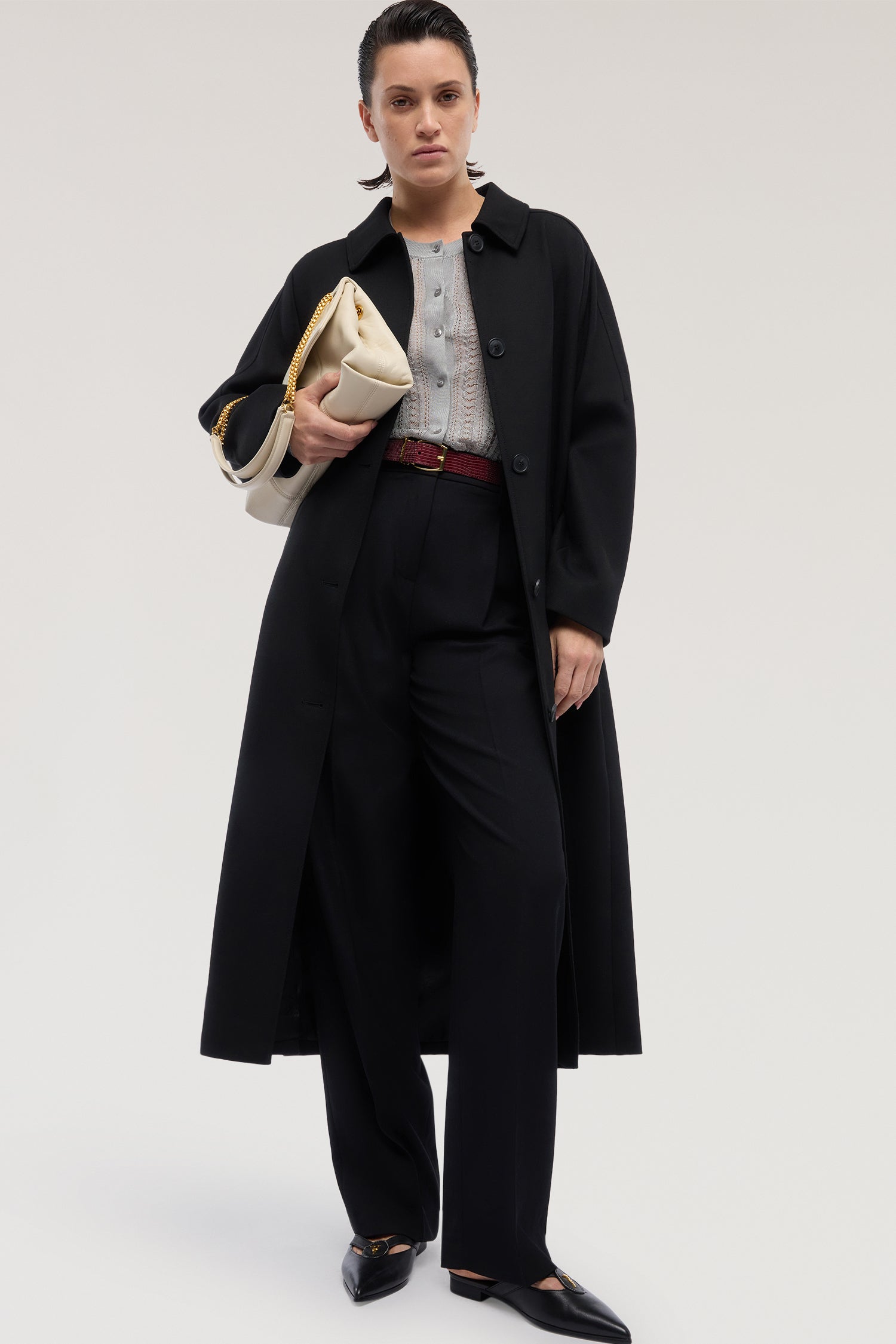 Trench in lana leggera 4|a4ceb1e8e55cc27541bebf56489ae1163e164893d8c4a7d8370a4a46e7486581