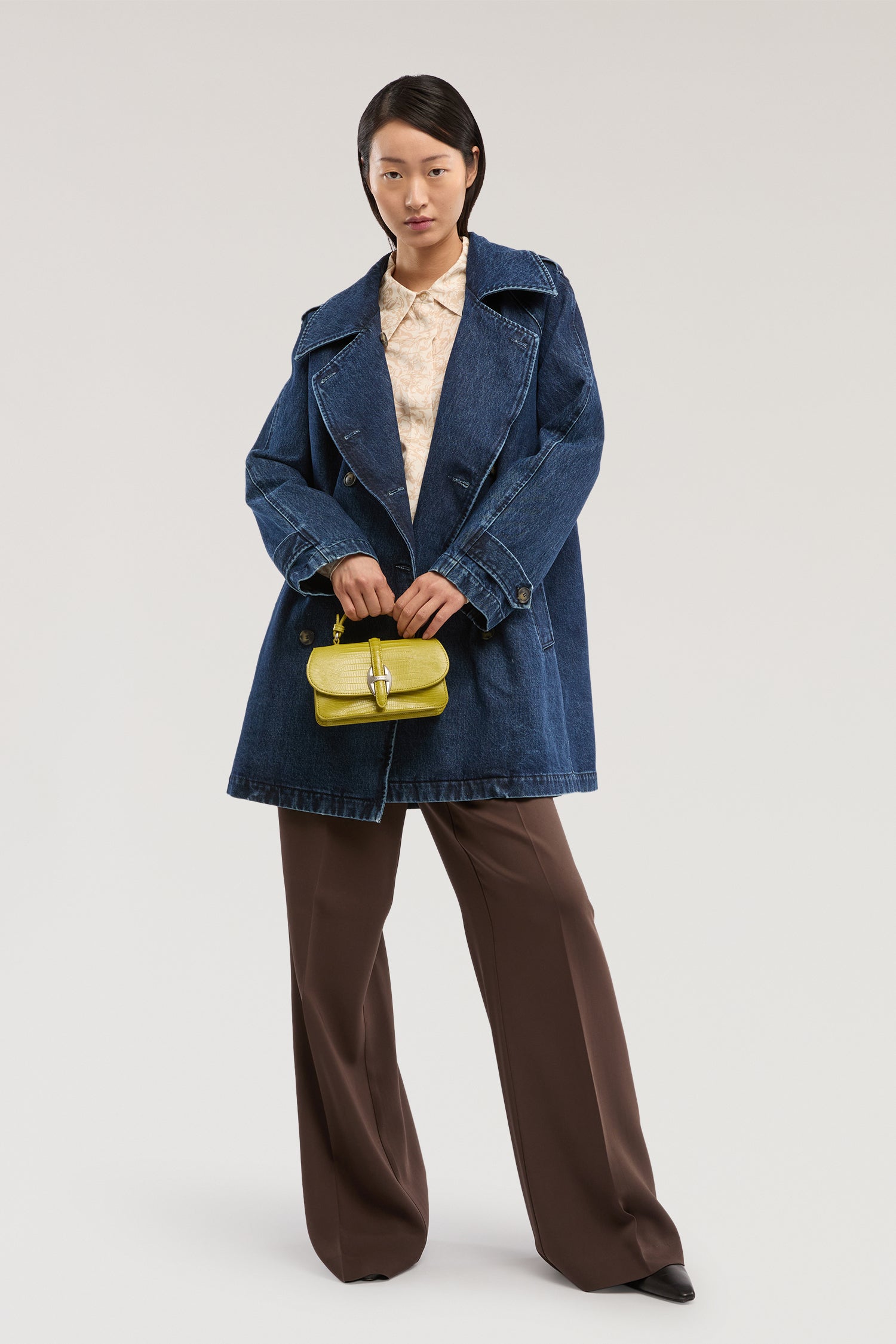 Trench doppiopetto in denim stonewash 2|d202c00666c6a655223177542a36d15d856ad1e15ccc2d8331eb5cbb390de93f