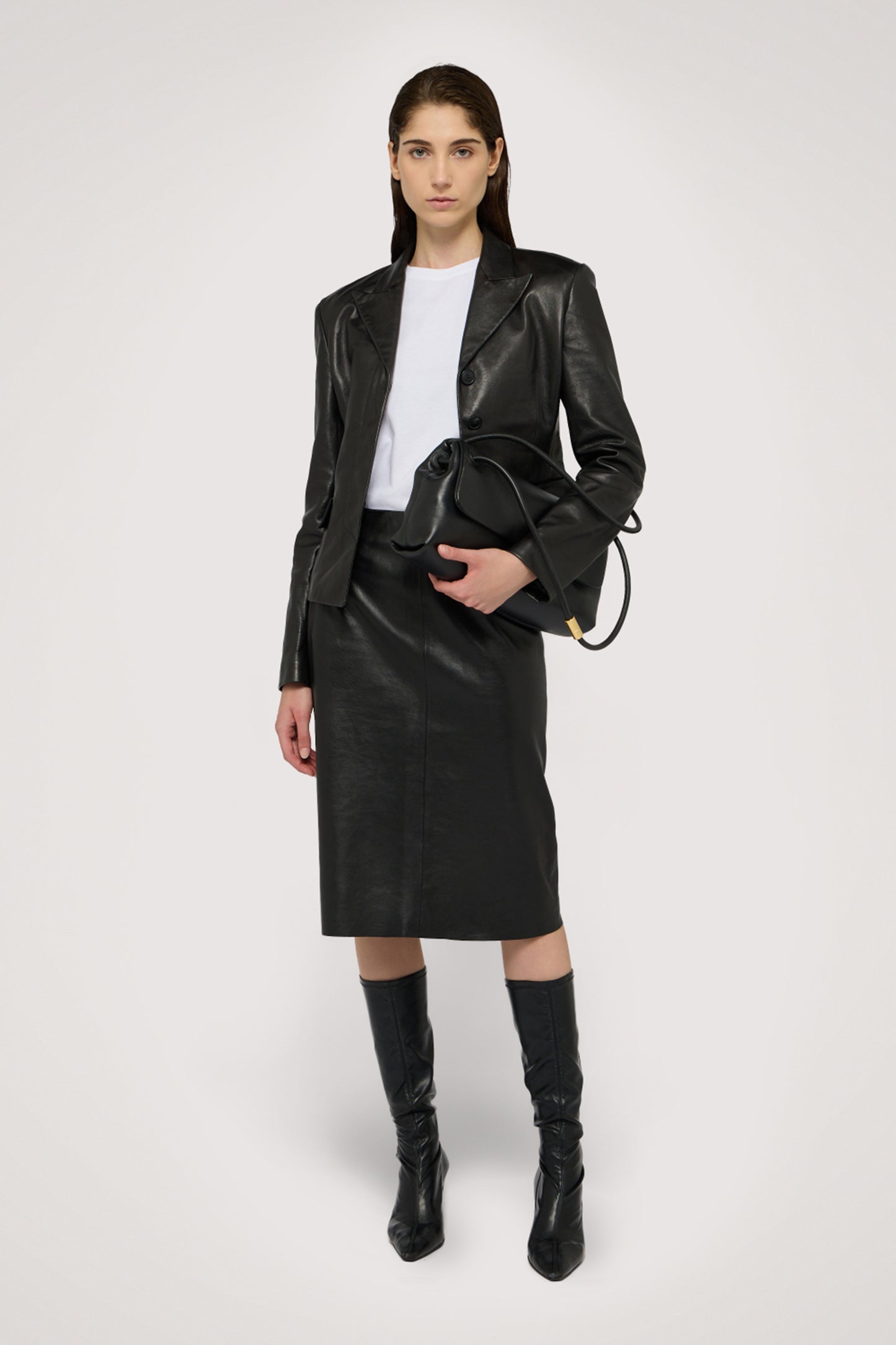 Gonna tubino in pelle 4|146fcde9346e04353758dc4f42a1a6920b213c54351bf56c8aadc505016c197e