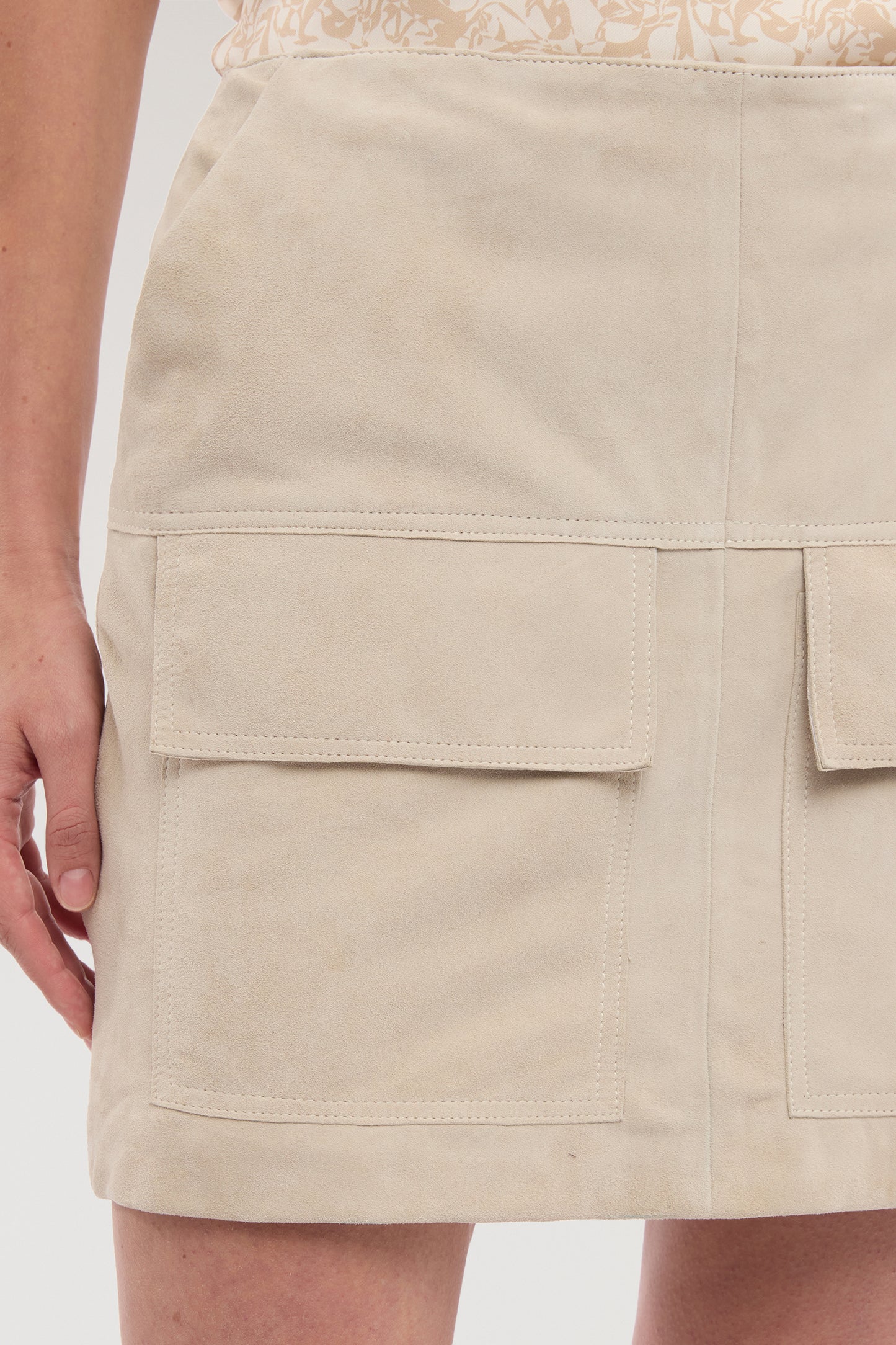 Minigonna con tasche applicate in pelle 3|4f0ff926096d94e3194fc026e5c39d93626e8b5c640787214a1db0d0b91a8725
