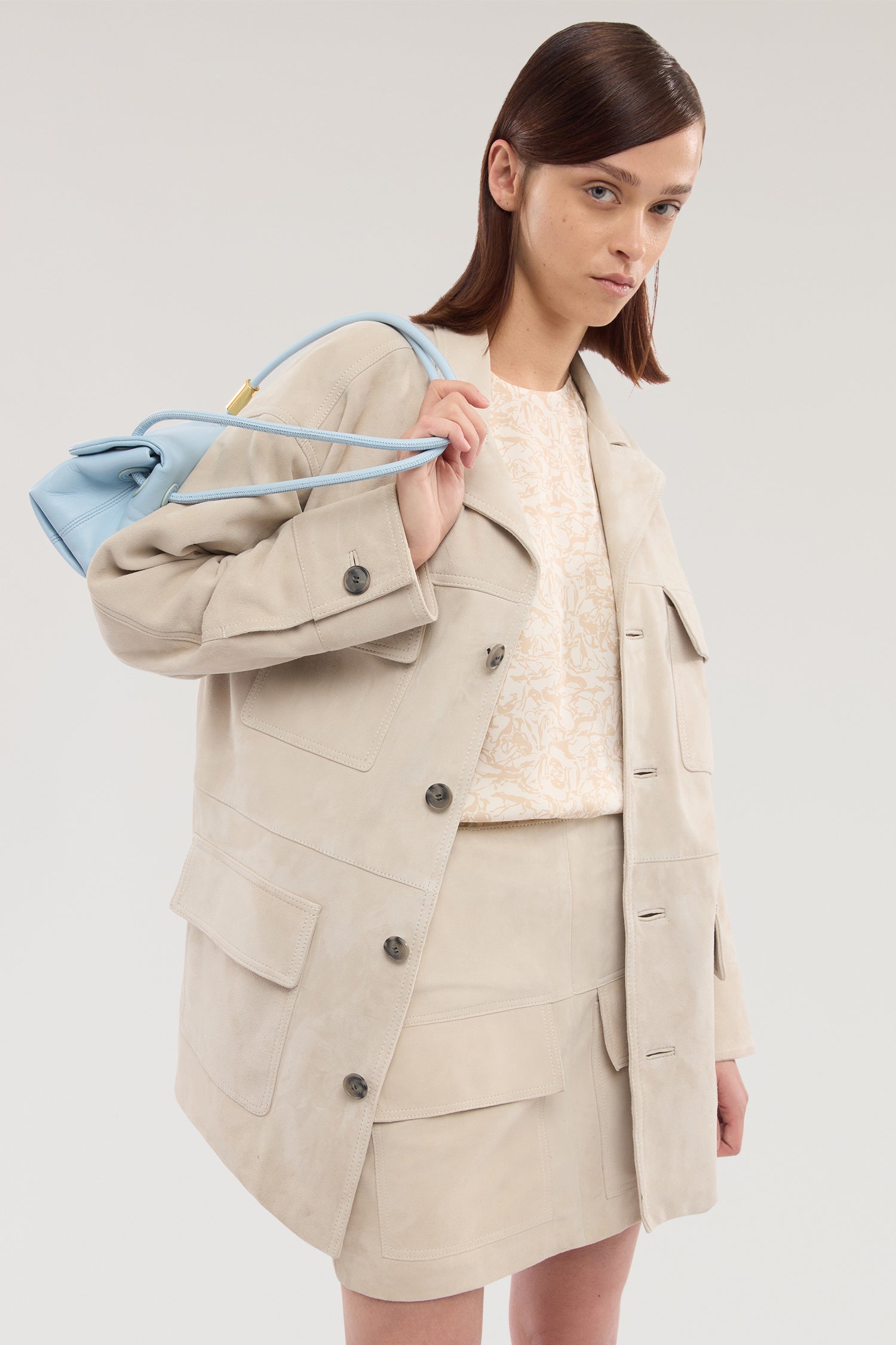 Minigonna con tasche applicate in pelle 4|0ba89b202d4b25124275f5a5c76d5dbb84c2bdbbf18deefe031706afddc1438e