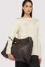 Blusa con scollo a barca in raso 5