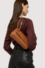 Blusa con scollo a barca in raso 5