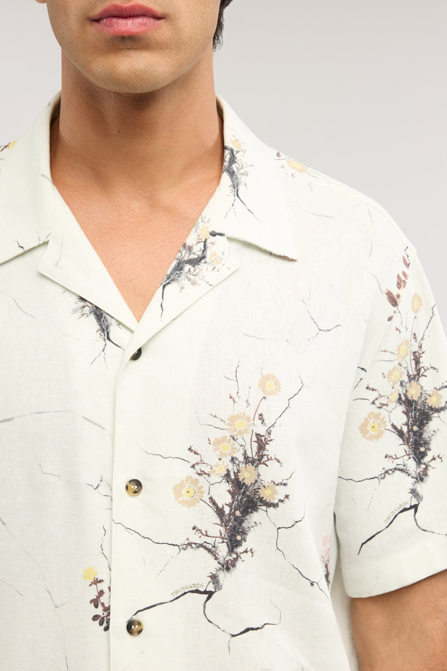 Camicia Regular Fit con stampa Urban Jungle 3|7abe79a16cb836f818618ae6dfe043b7291bc80bf6b868acdca9fa54f4126918