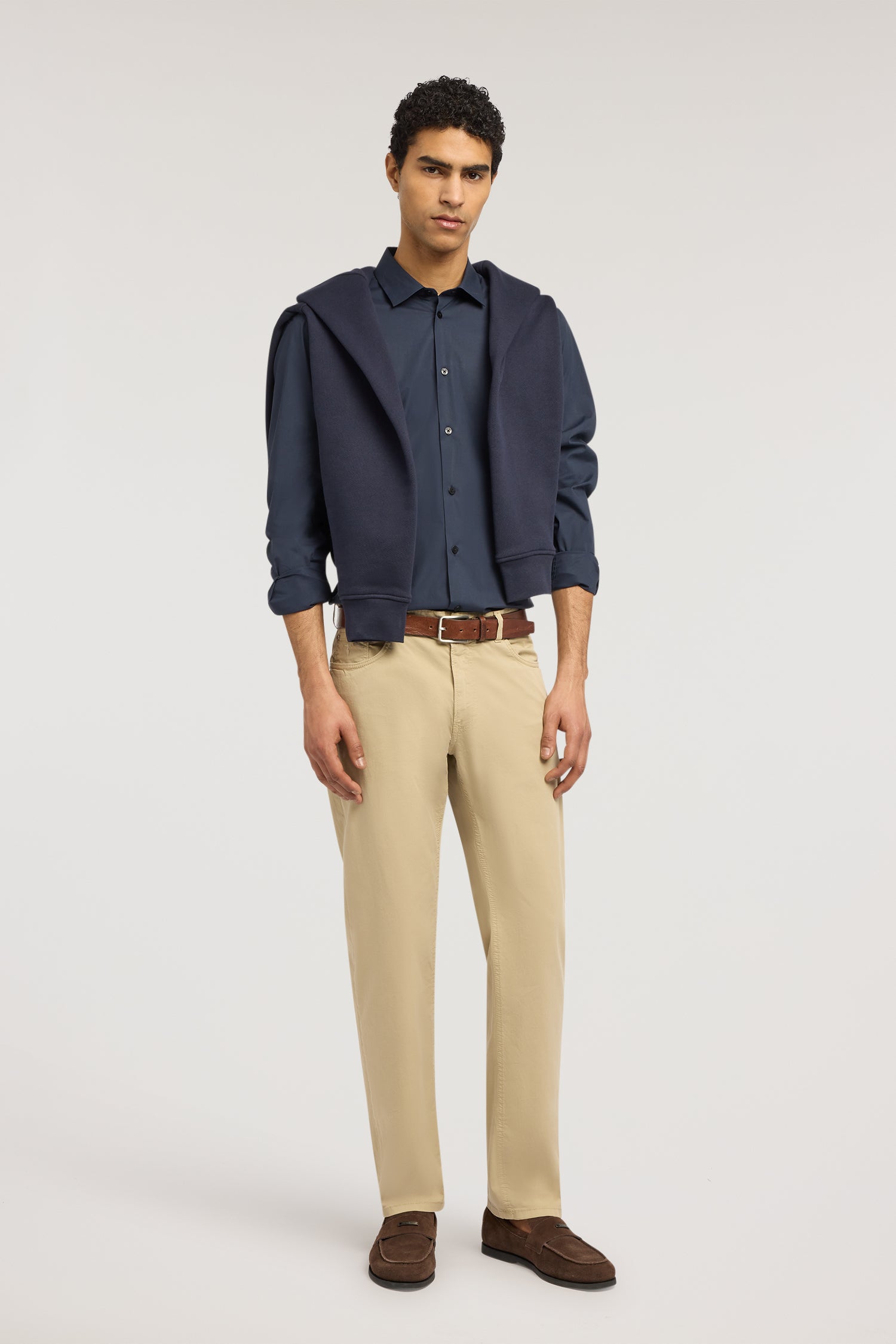 Camicia slim fit in popeline di cotone elasticizzato 4|c7ad3c3e29f91894c94fdd413708dc92cb4e960d345505aaeb8083c3a2153560