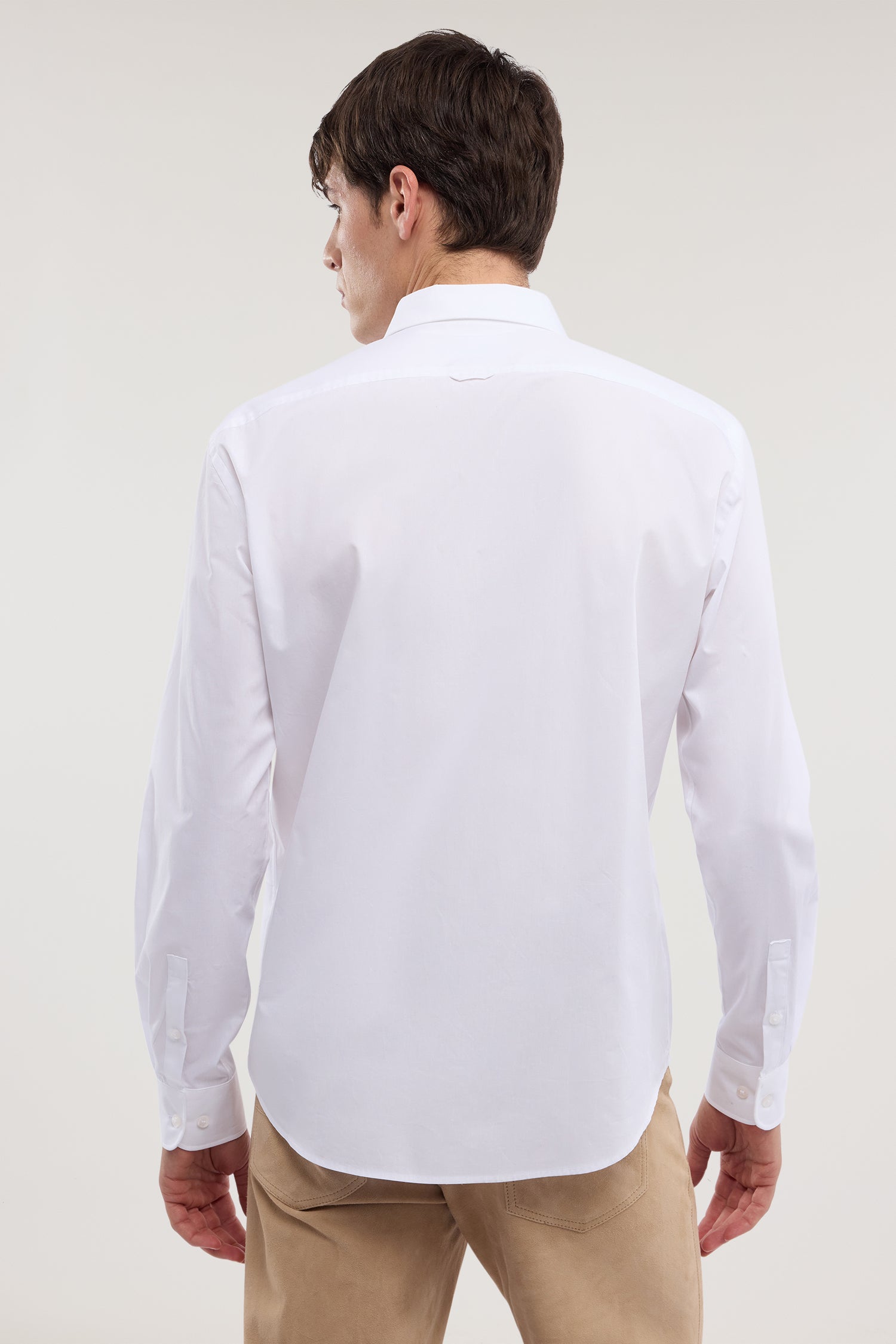 Camicia regular fit in popeline 3|593d6b4010b6e3347db2d454ff75fd5e14405e85bad239c3b9198bc9960c0609