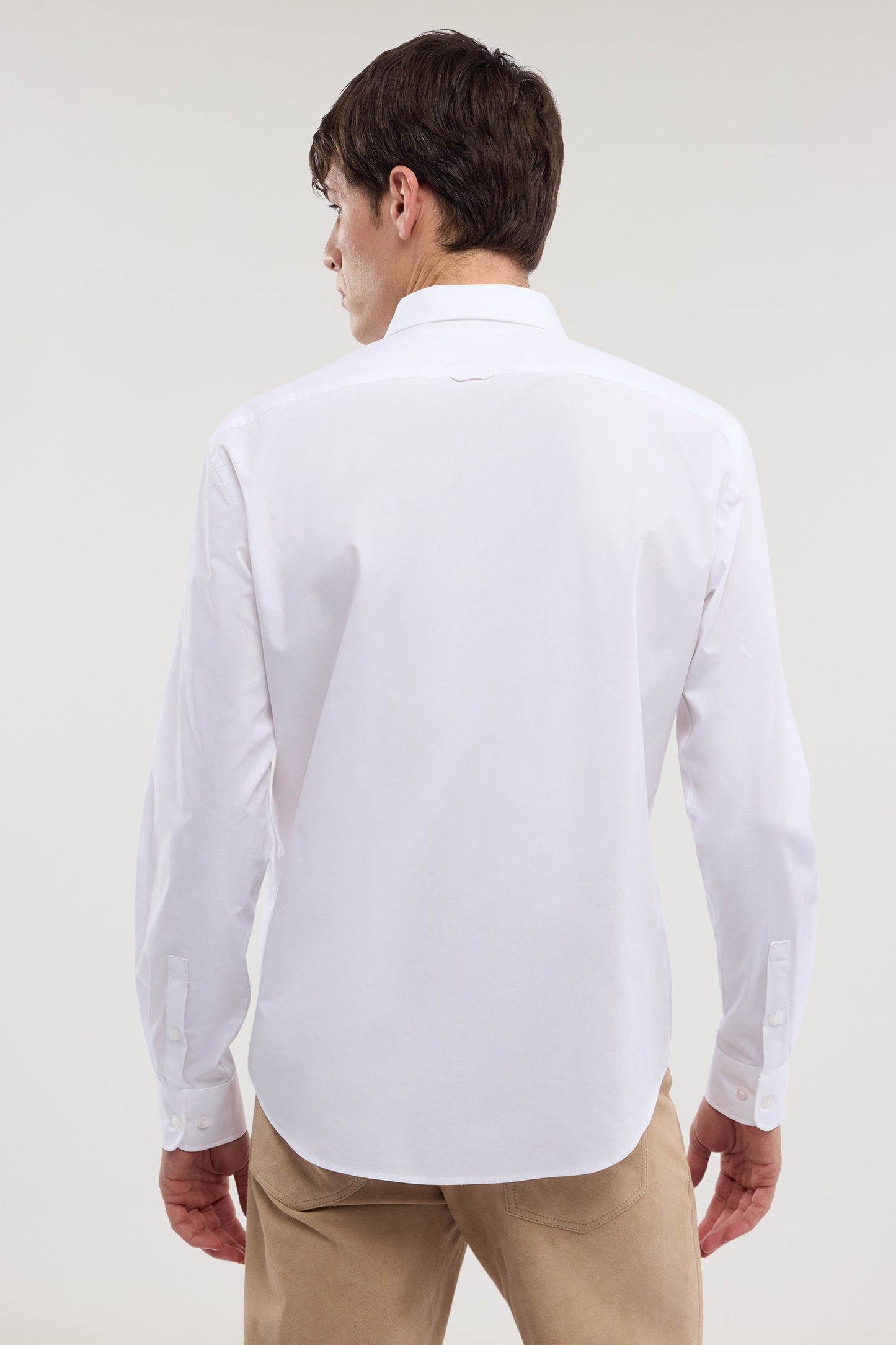 Camicia regular fit in popeline 3|593d6b4010b6e3347db2d454ff75fd5e14405e85bad239c3b9198bc9960c0609