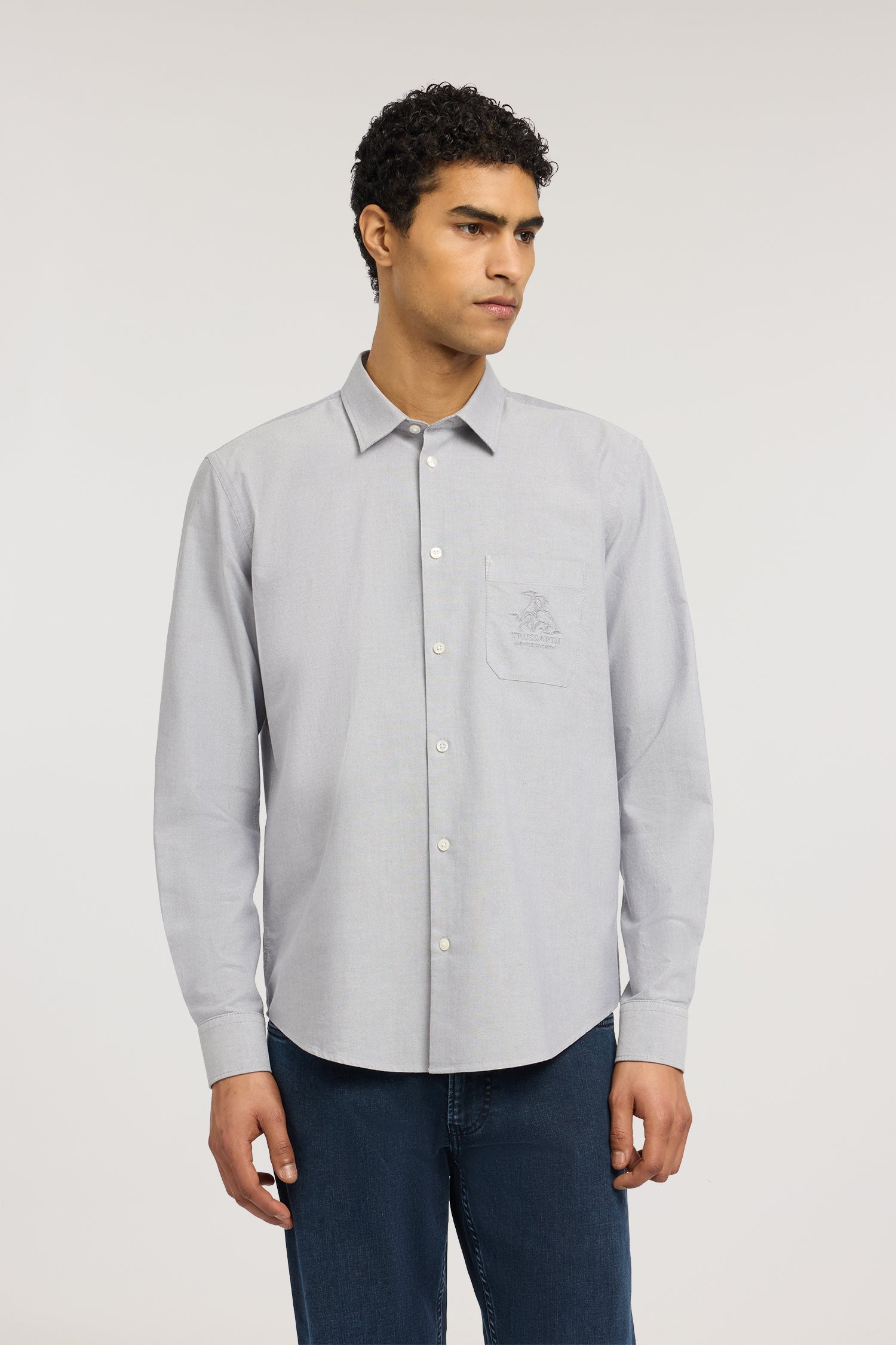 Camicia regular fit in oxford con ricamo Gentle Society 1|3c88b76f97877388d2c19c3283c58703f57fa4ead674b6755faf3fbdf72e22d4