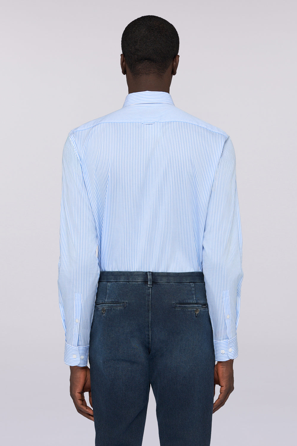 Camicia regular fit in popeline a righe 2|6bddf3eb39565f63eb29f6527510cdc4a3be7f7f8177071d6bcc78a62275606a