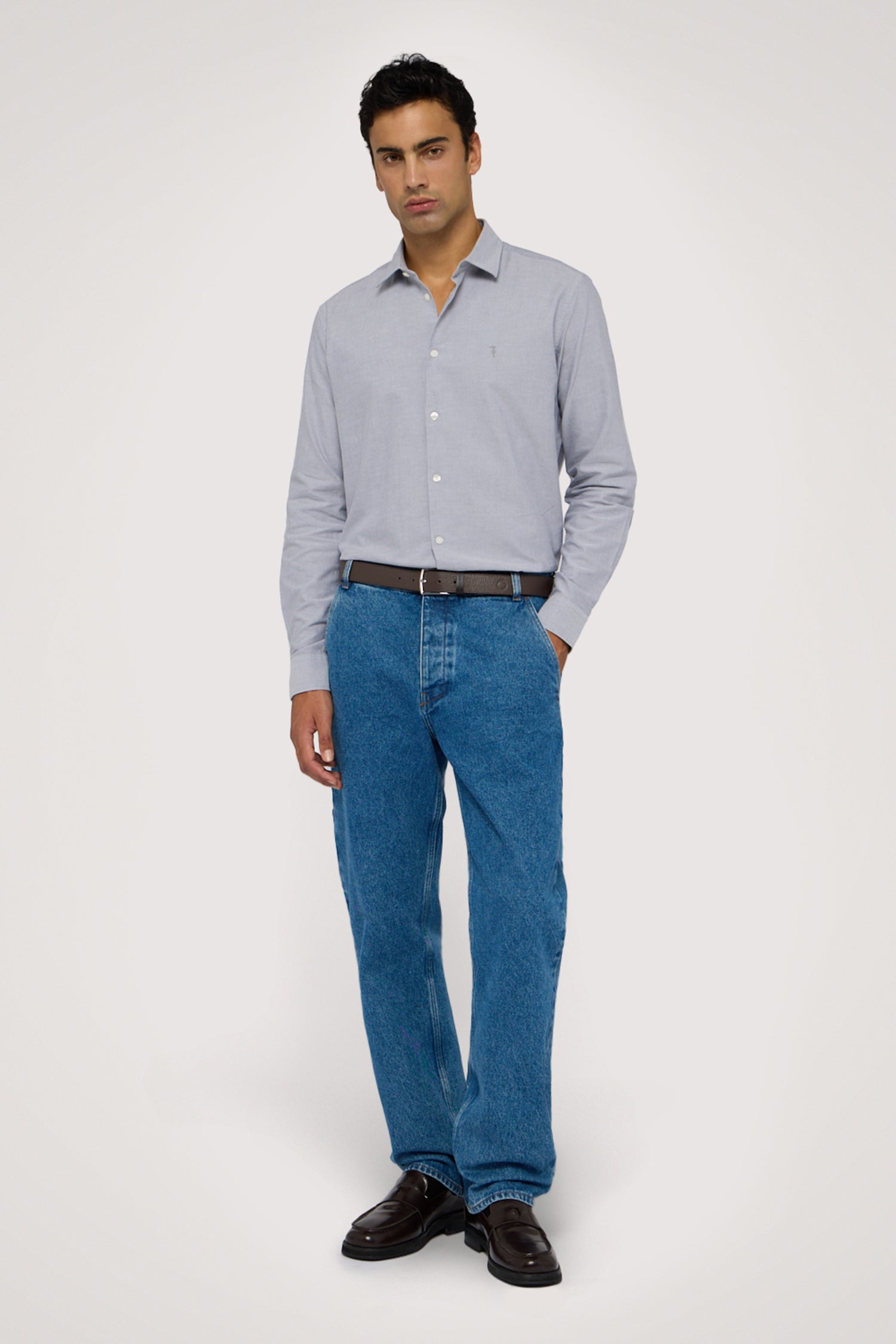 Camicia regular fit in oxford di cotone 4|37c8fe3c82137a9f389097707fb0b66a531c1fd868a86037ef87f4f33f7702e5