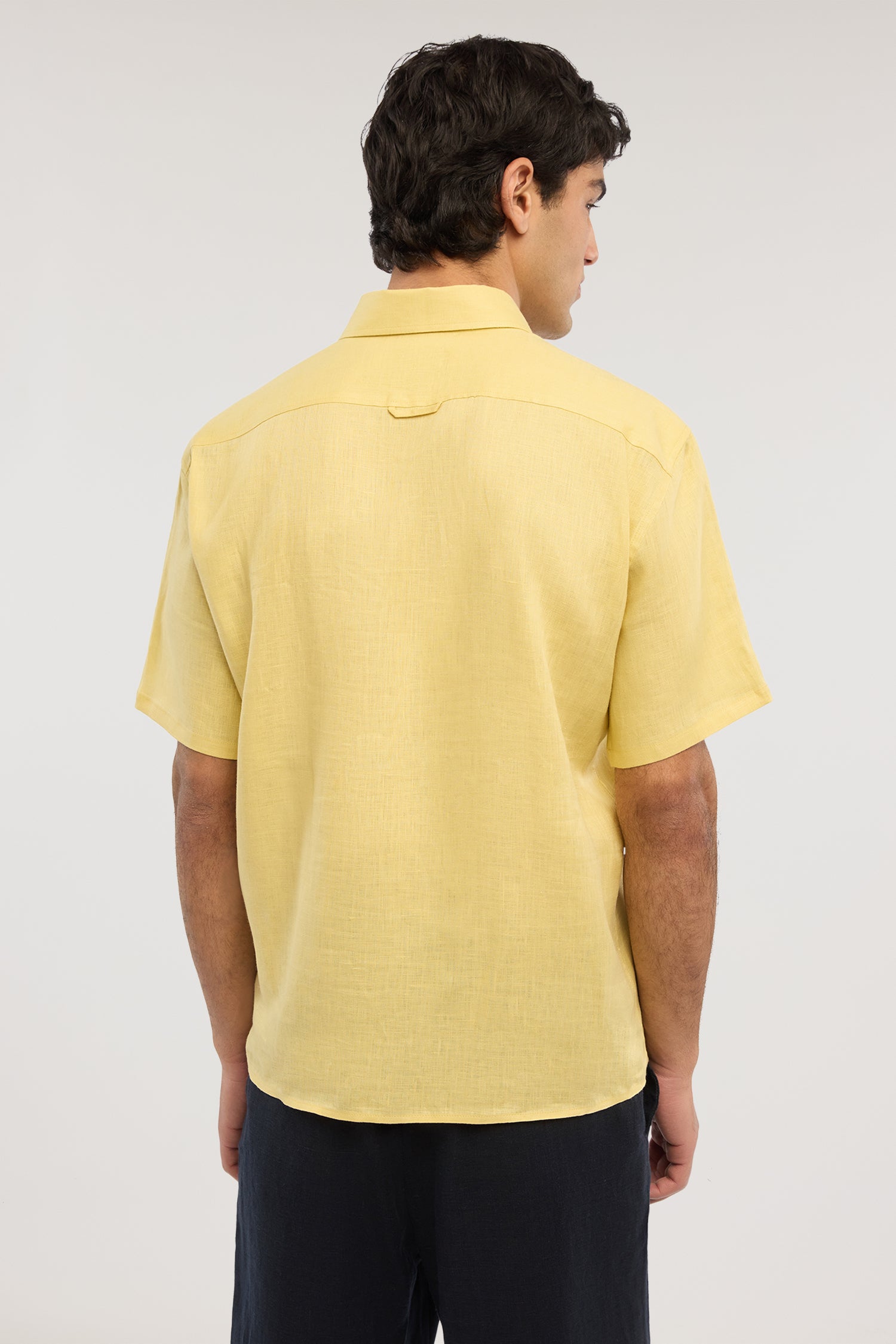 Camicia a maniche corte in lino 2|51cbce24fbae744c6ee0a359bf988e97ec2324ef5a80fa88031095fe7e5f1c25