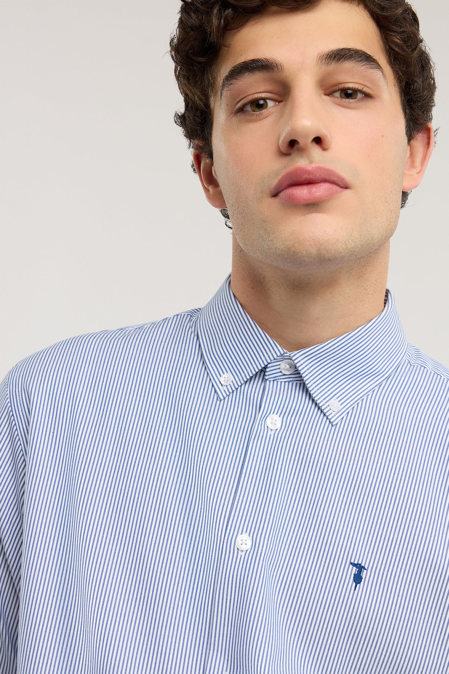 Camicia regular fit a righe facile da stirare 1|d156397d48a58ba1969bd7517f3cbc09bd47940f1793fa8b67c4e3ac4ba2946a