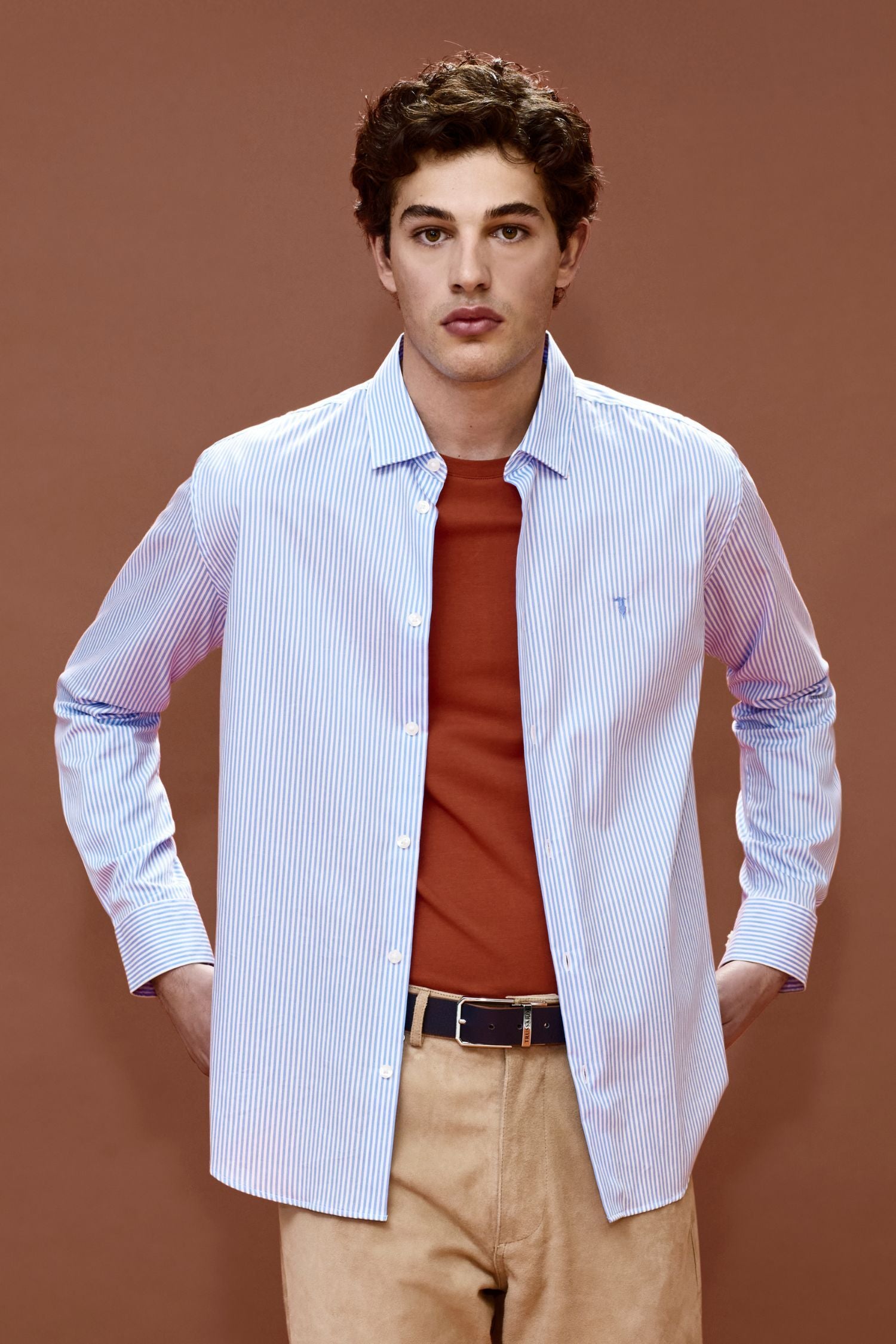 Camicia regular fit a righe facile da stirare 6|836a26c3017a935a9c2789854a3d04ade2406089b566eba6d7e20d2e21b8cd3c