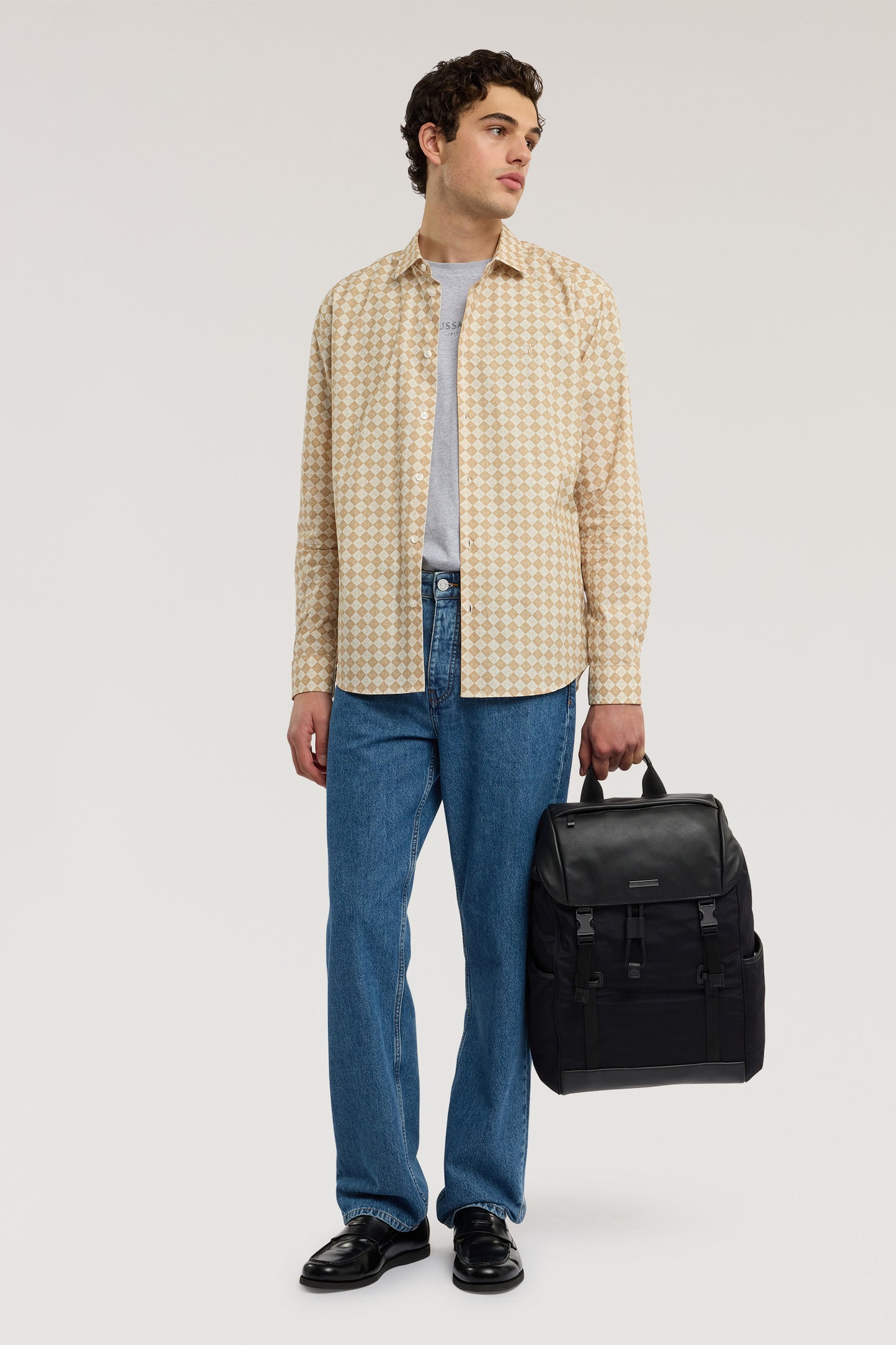 Camicia regular fit in popeline stampa Dogmier 4|4b53cd42377bce4b72eedbcd3644bfefbcf717a3c67a82f3cd1e7ede7cd1d90a