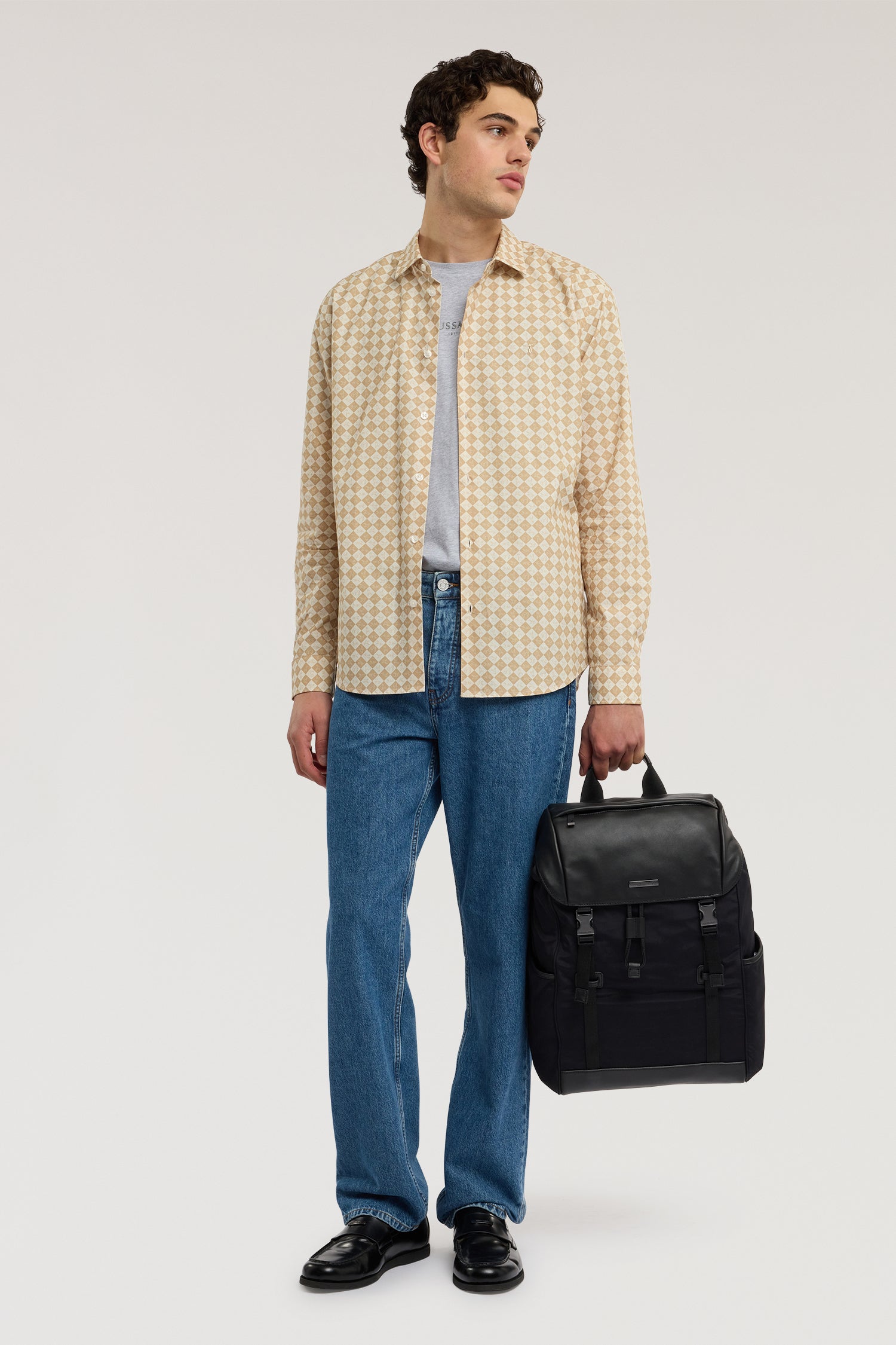 Camicia regular fit in popeline stampa Dogmier 4|4b53cd42377bce4b72eedbcd3644bfefbcf717a3c67a82f3cd1e7ede7cd1d90a