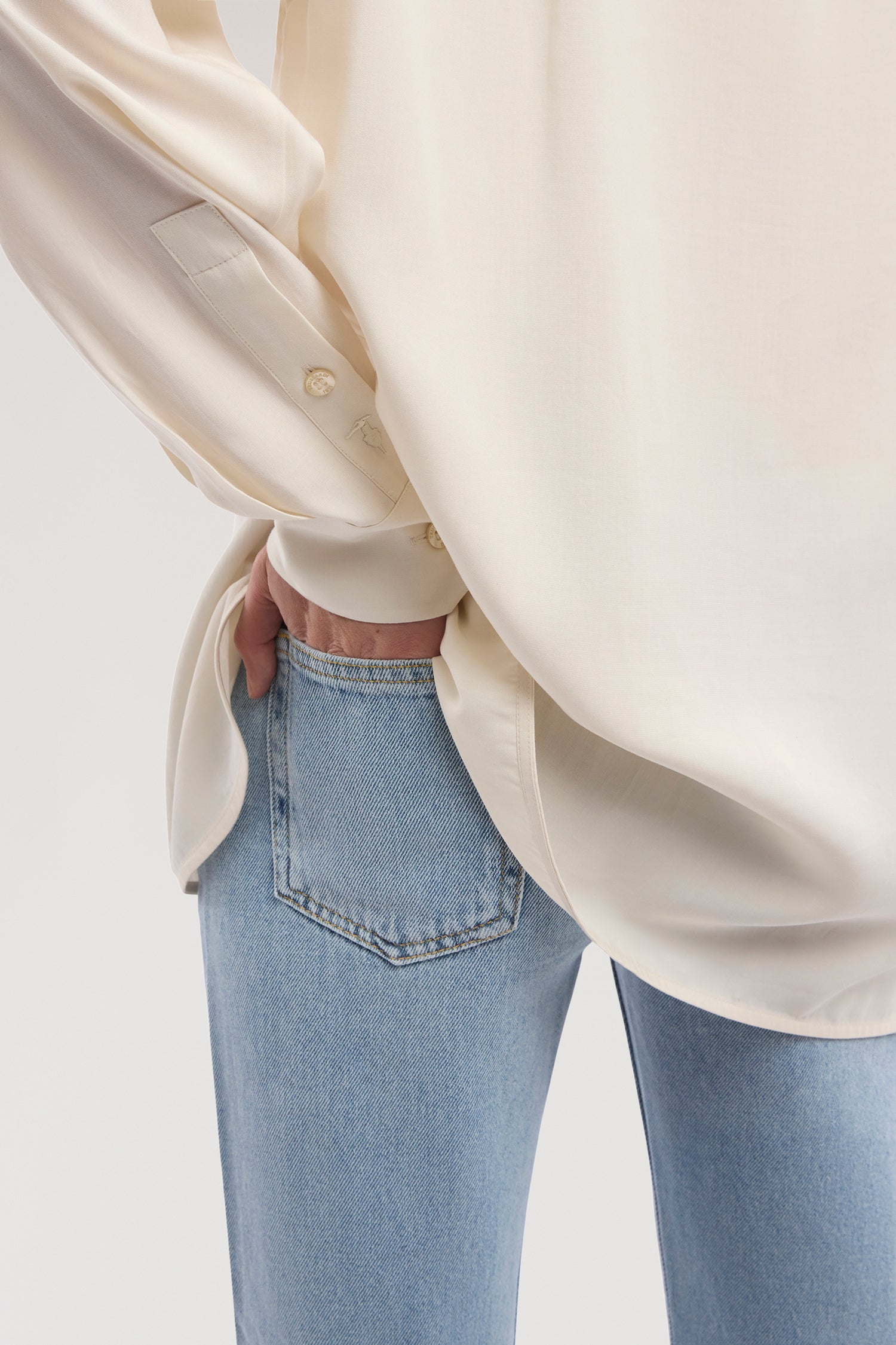 Camicia over in tencel 3|65a6e1a49687a227259d9478f6939bbb58e7fbd023831aef939ee973c134d126