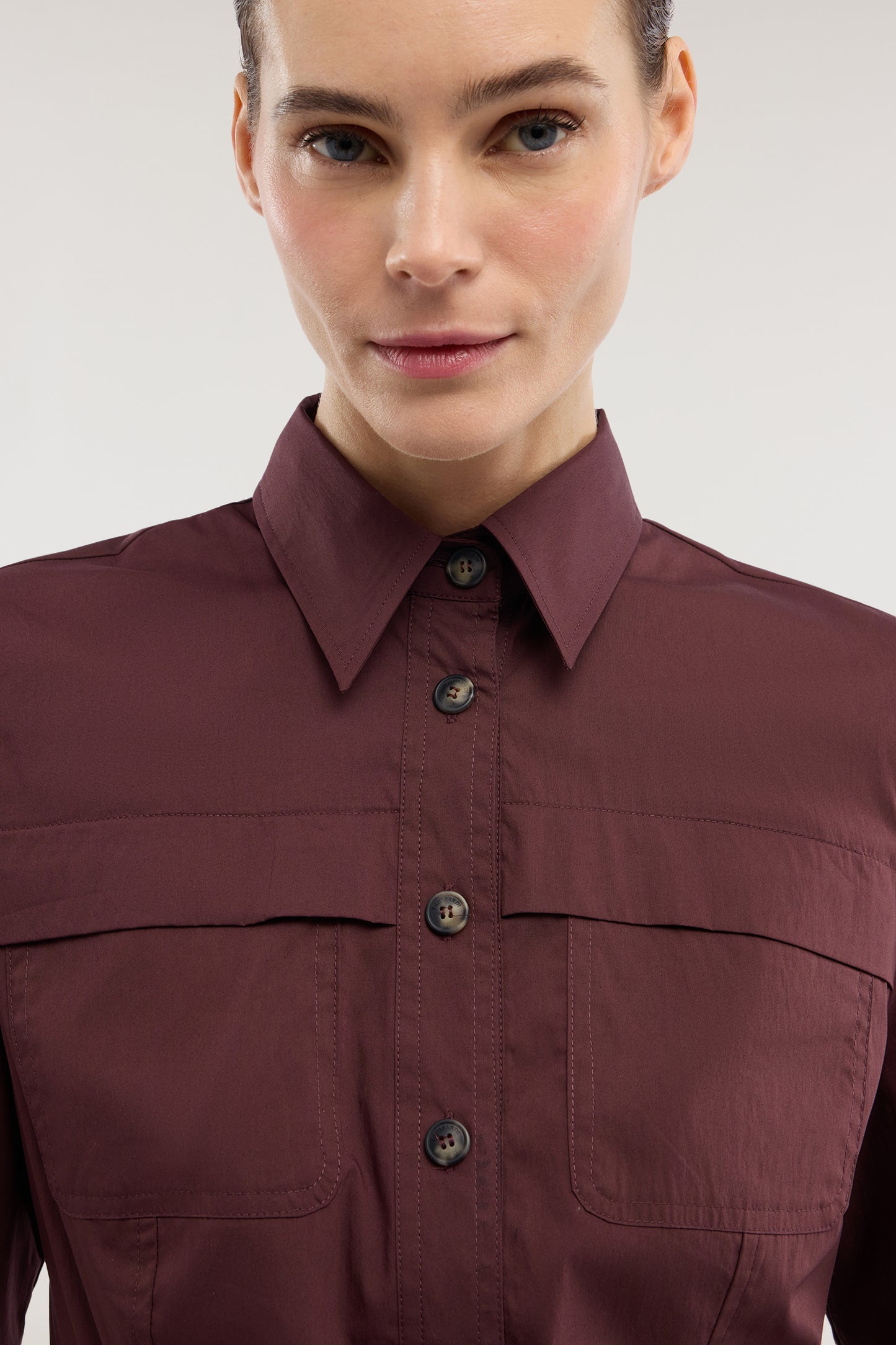 Camicia a maniche corte in cotone leggero 3|27acad1ae443664f473a5e94dc4fcbd7187bfce84200b36b6f550db3e326b0be