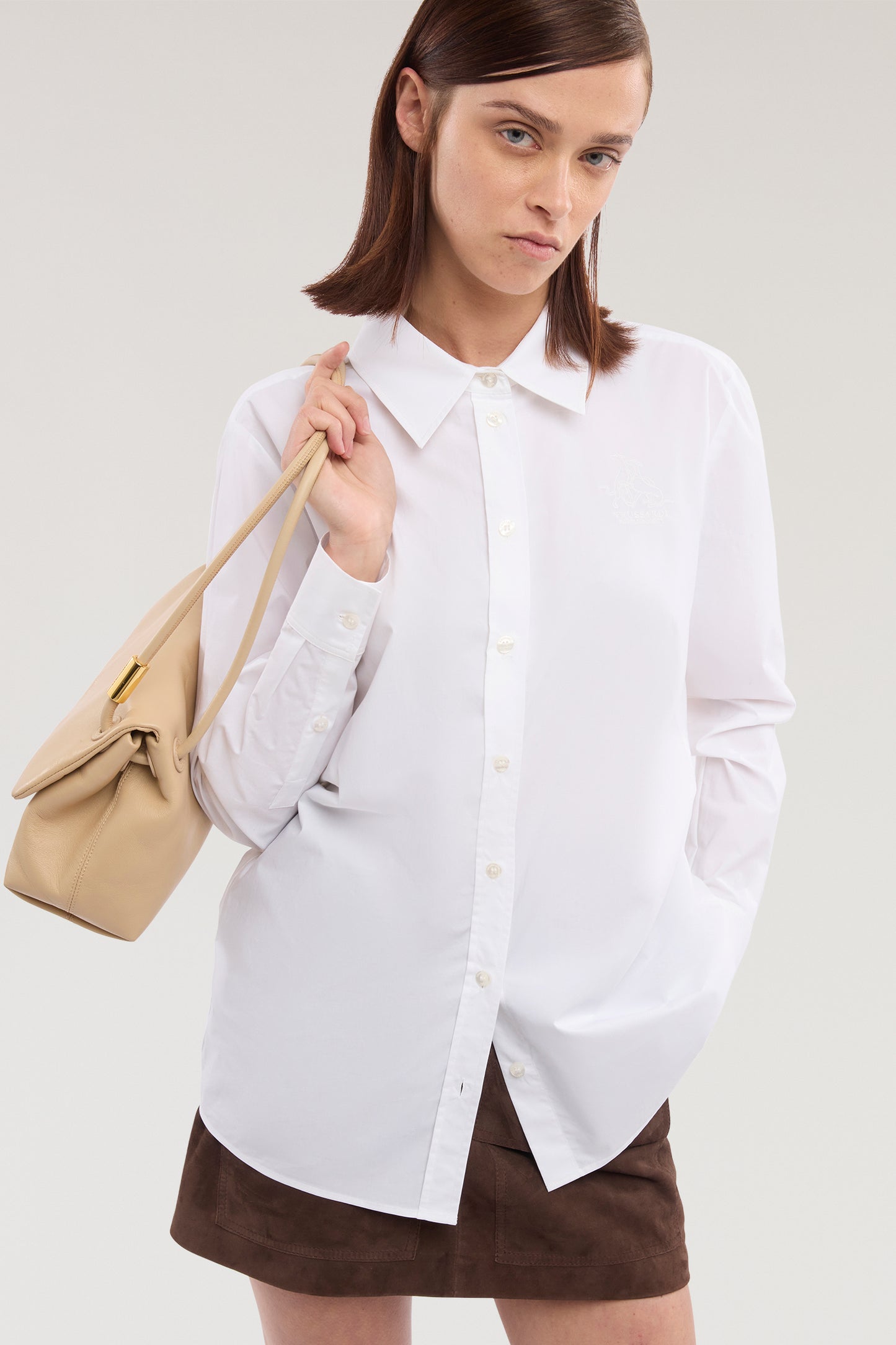 Camicia ricamata in popeline 4|1c08fb845e27d2156ade732280ecfdbb288aa3b8fb2bc8cdc71a77926e486718