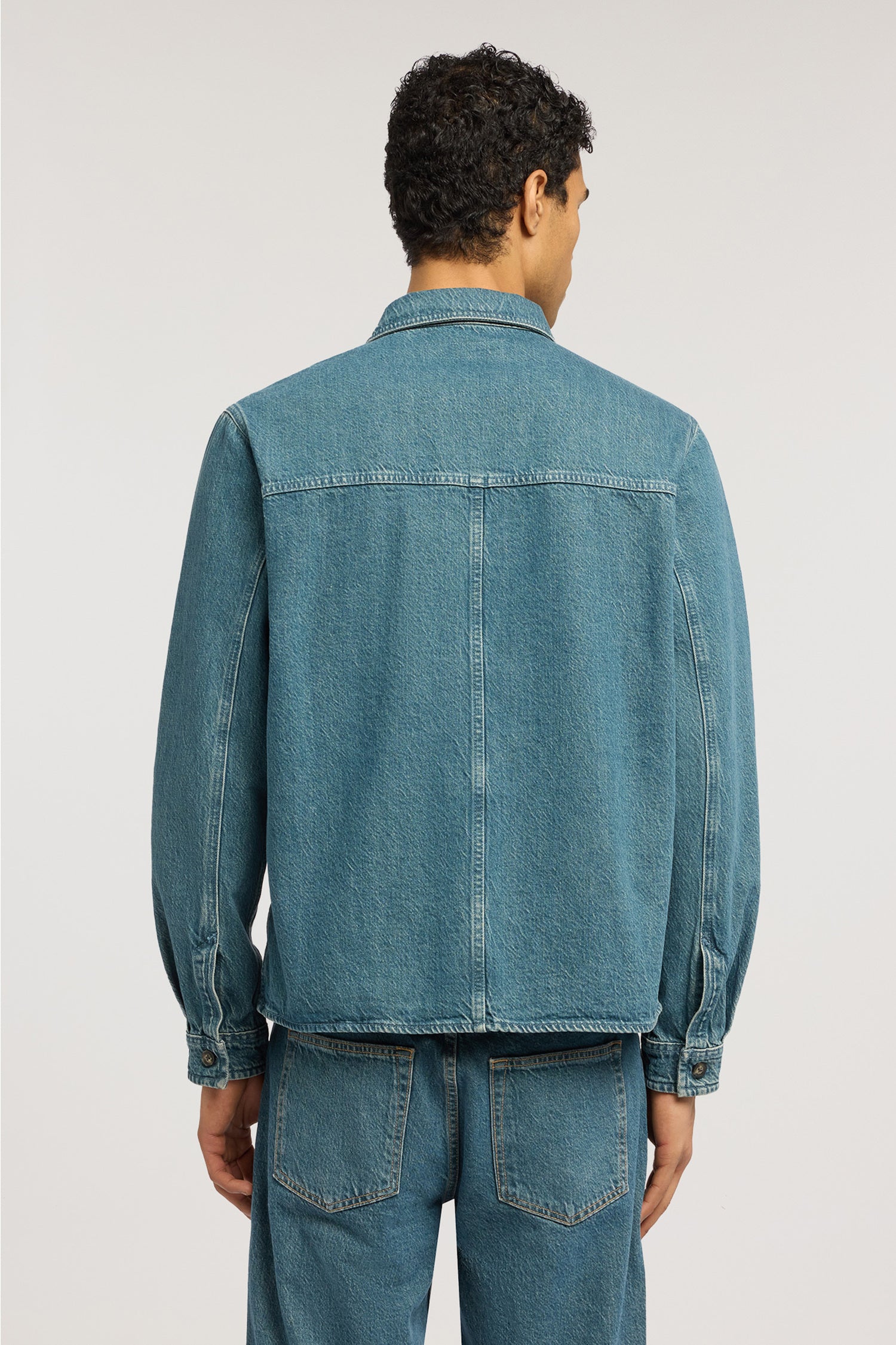 Camicia relaxed fit Gentle Society in denim 2|e5437e7ae8c6798a29a956b4bd26ba503f88dc3903f8ff8e1598649f6e3bea5a