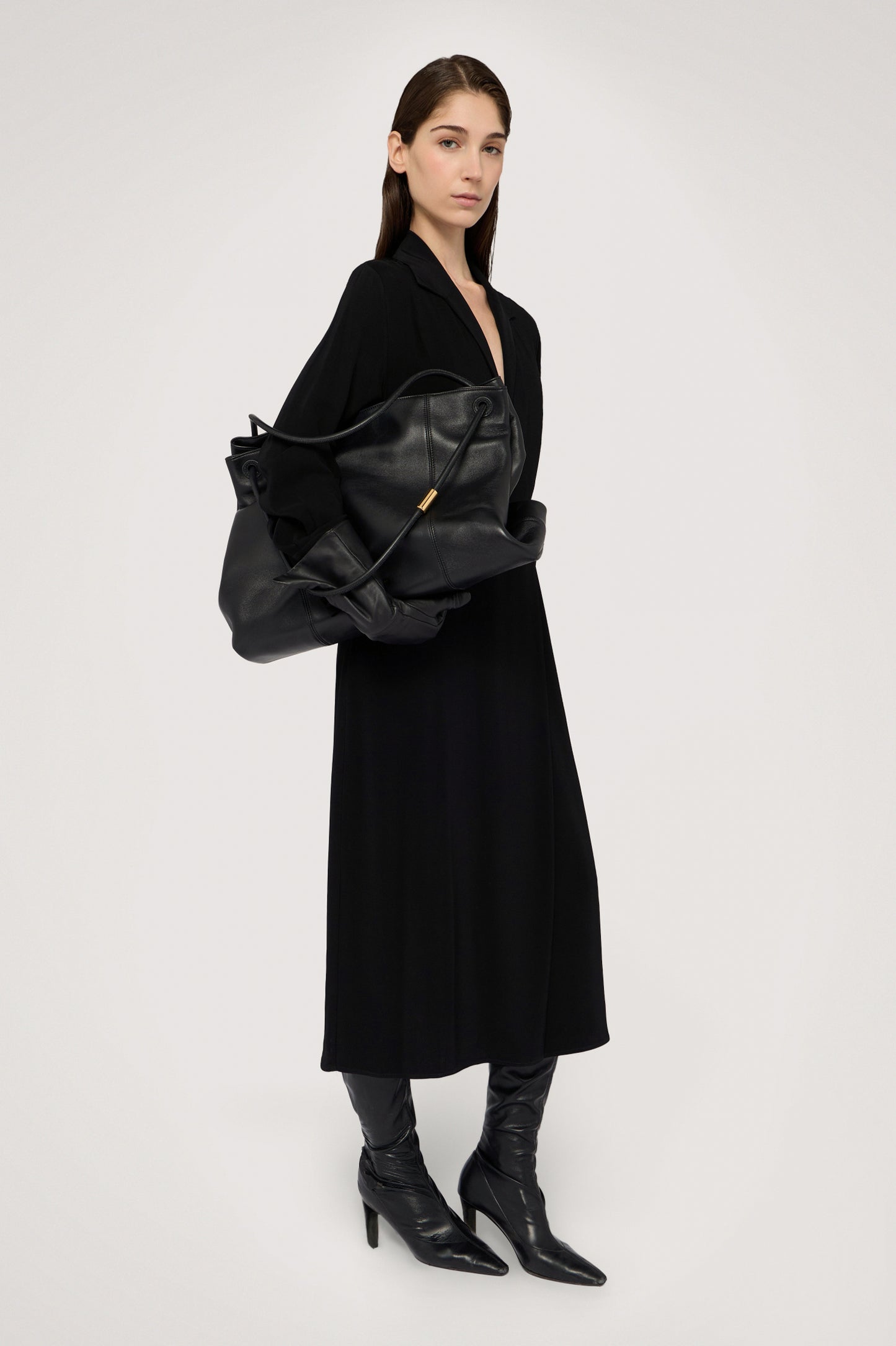 Abito a portafoglio con fibbie 4|35f53e81ec32d7df8536fed8de4d93ef1cc2f7fbe740e3695bd731cf547cd073