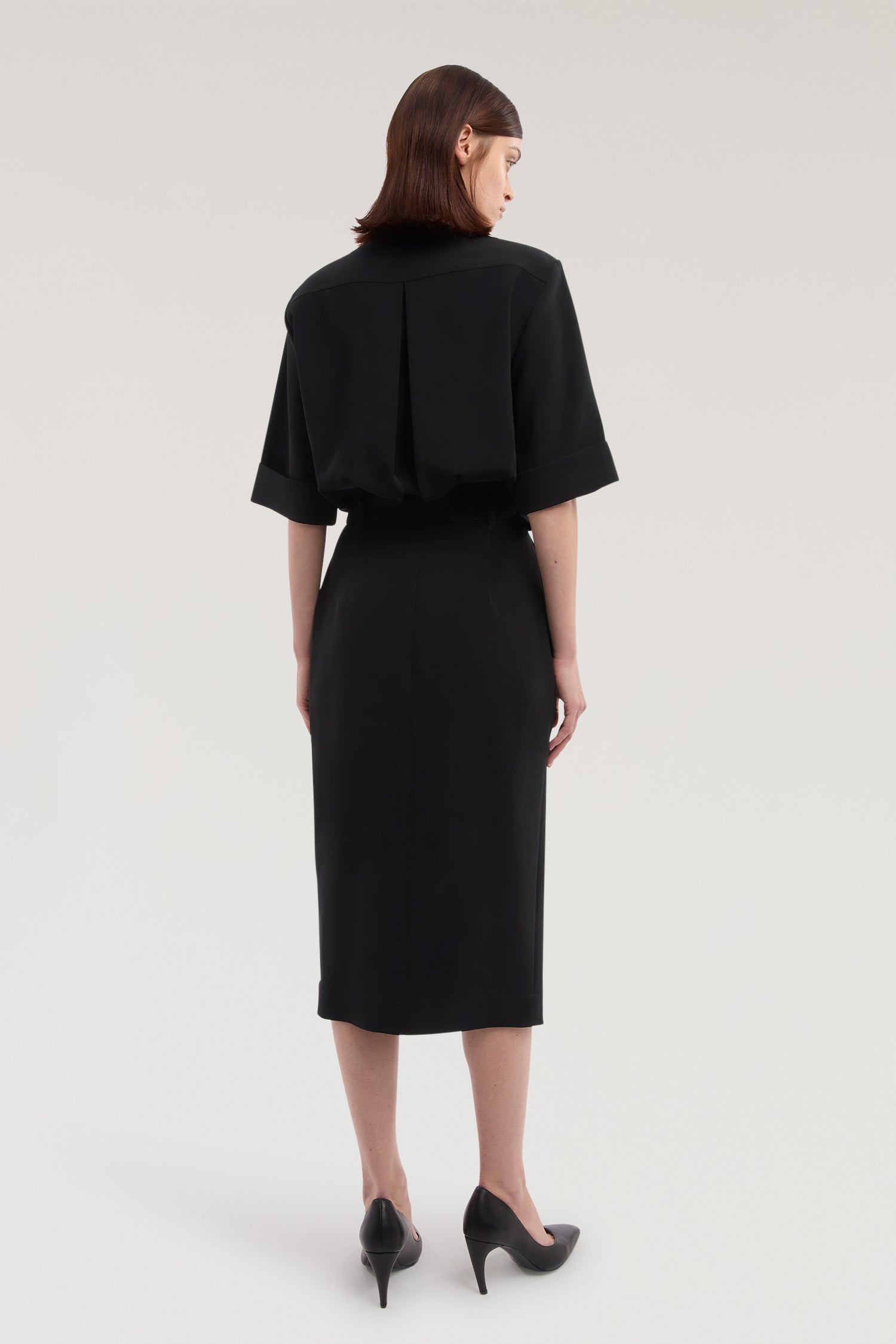 Abito con tasche applicate in cady 2|474b27f11bc116bc2d96b2ac82a7ed237212a460269041ed624d21723b67ec23