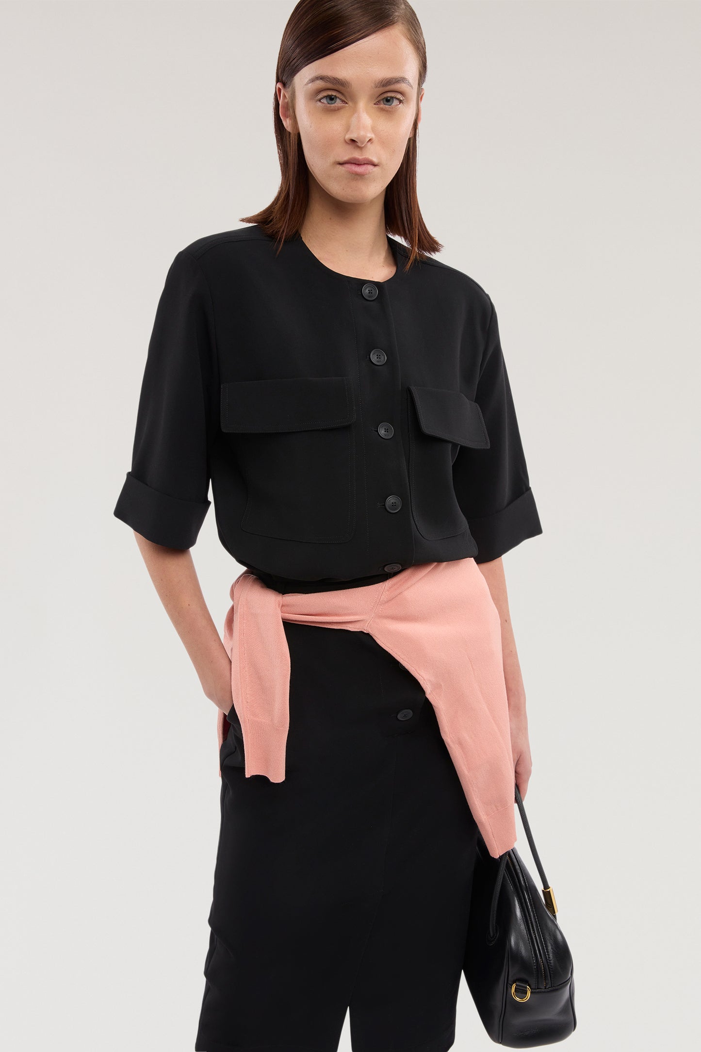 Abito con tasche applicate in cady 4|933f434cb0aa39f179cde3989db2dc10e857613bd7b8aa1b70e81b3e967674e7