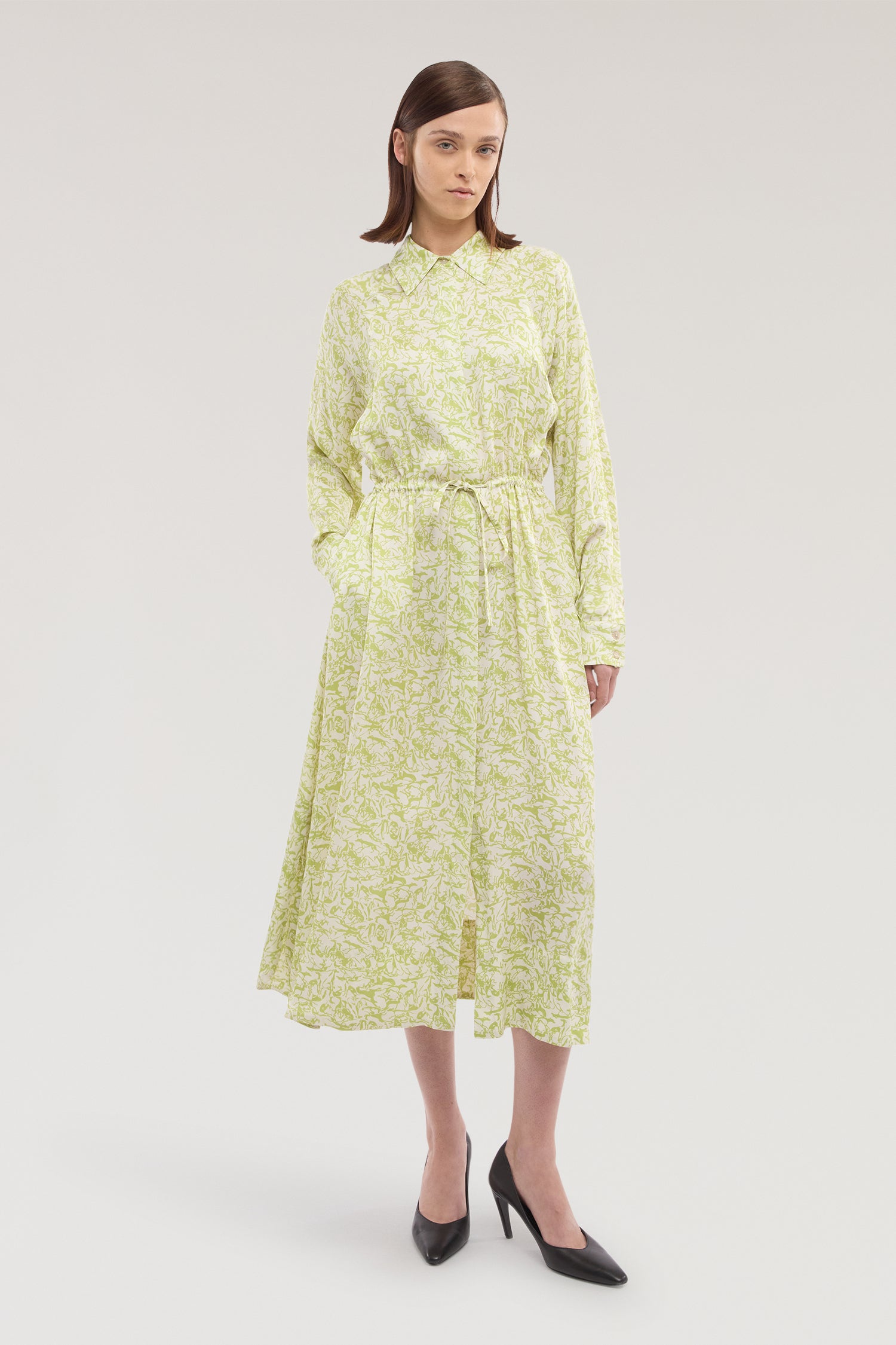 Abito chemisier con stampa in twill di viscosa 2|8af12c394972695b8d1a475bb6b6f4657084b370ff79325cf9c9e485dce54e39