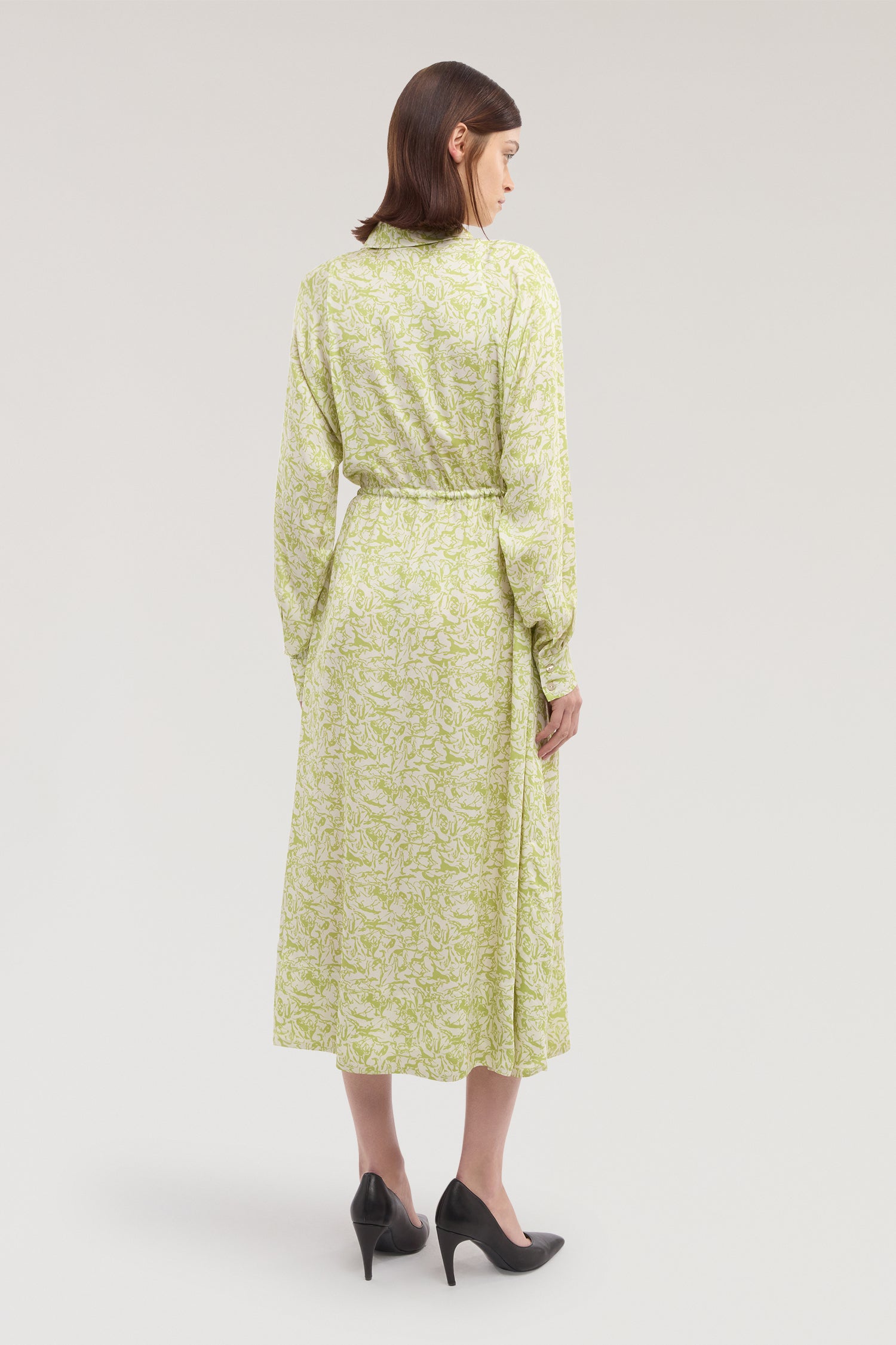 Abito chemisier con stampa in twill di viscosa 3|16209acbc8a07fe3a870f3e5325181ffe07433e793331895c5b75452e92ce5f4