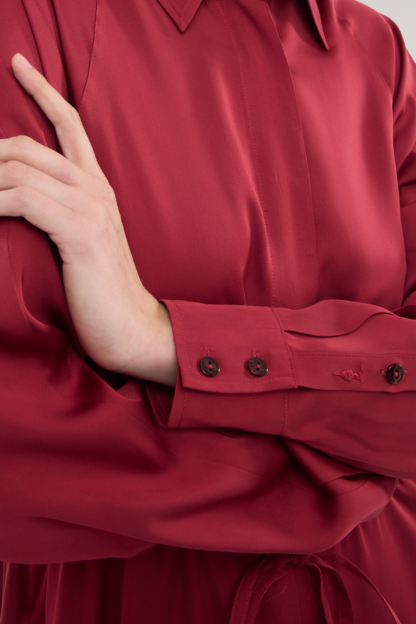 Abito chemisier in twill di viscosa 4|d695a997490d75a7d7b22be21148621a4a36ebea53ede22b5e3342e0fd2619e7