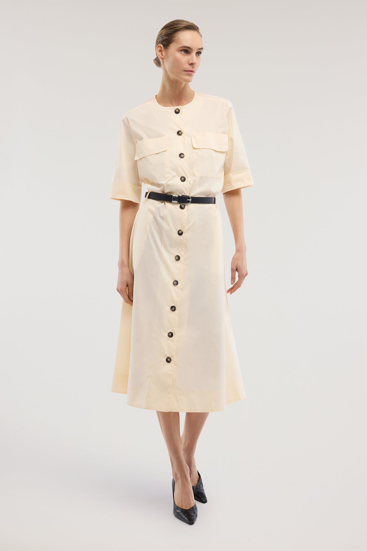 Abito chemisier con tasche in popeline 2|580d1330c5c61524a875f7ceb2c0ecabb79f37d1c480825cbed3ec29d4b94640