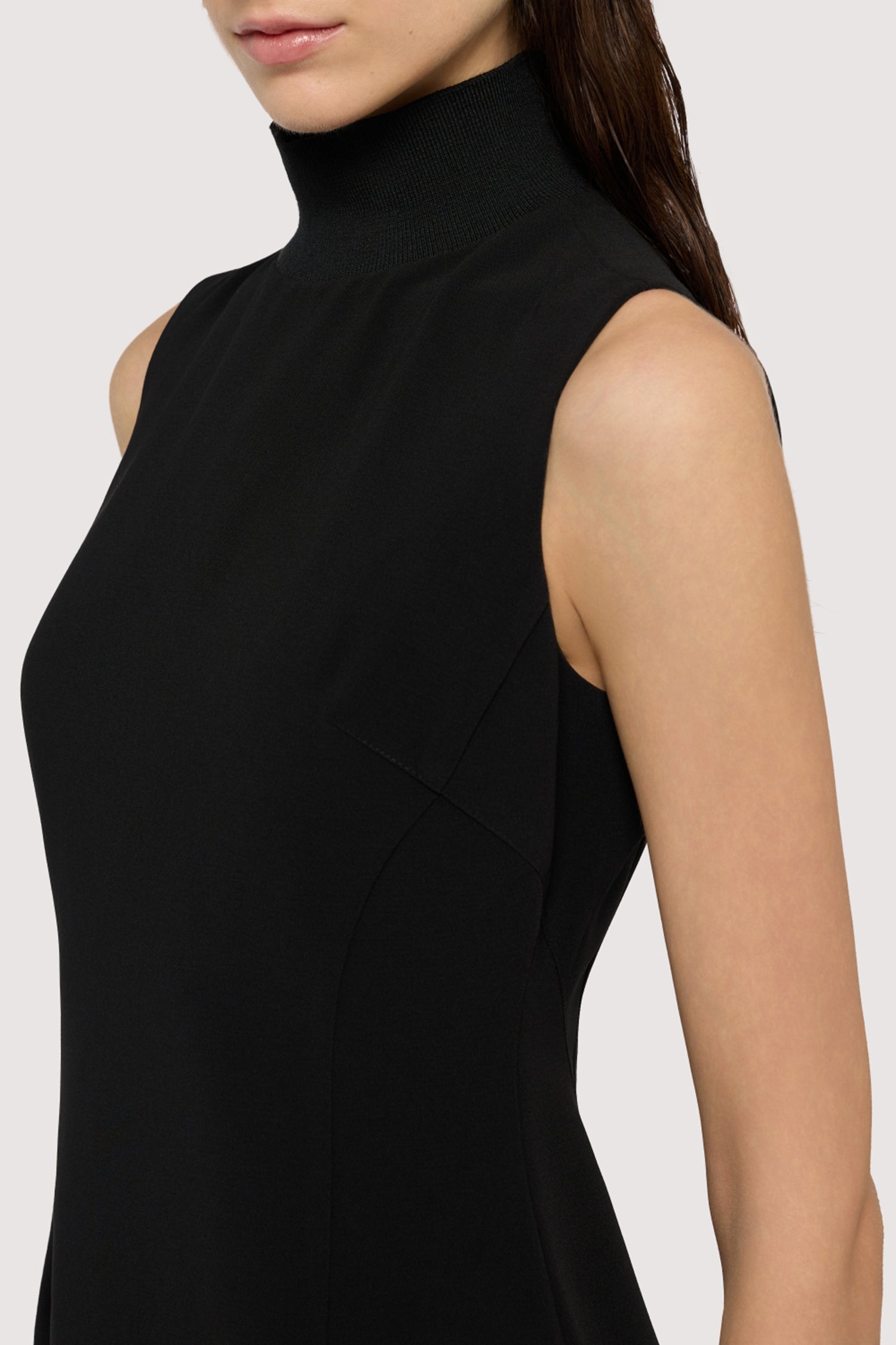 Abito tubino in cady con collo a costine 3|74c4cf6ec6790e6b8dd85fd90457c79683bf0a63bb6917b653a46c22c5d50958