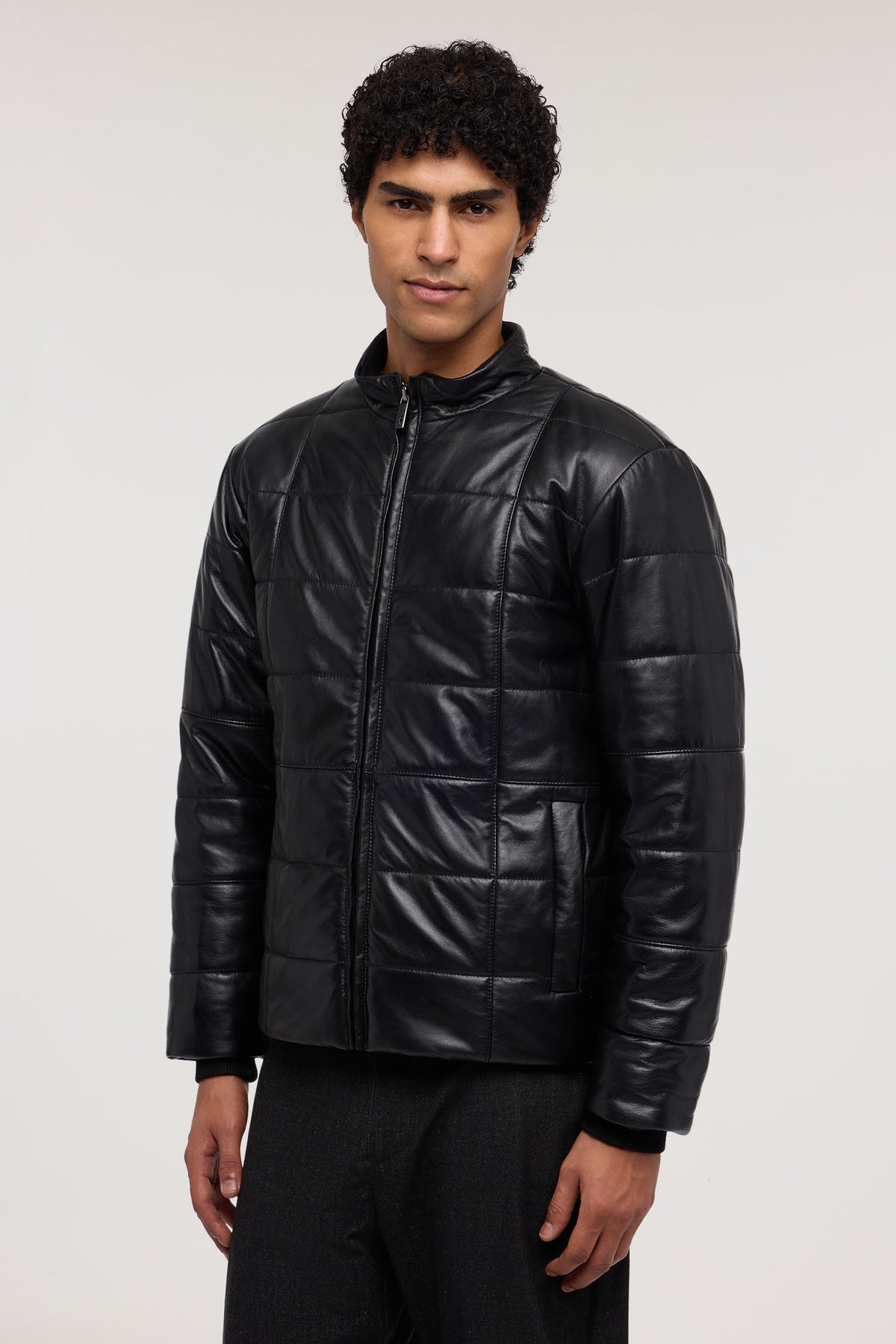Giacca imbottita in pelle 1|96039c805d6c3f8143a4e9fc2fe86265e8304091d33bc96342f6ba1e0390fed6