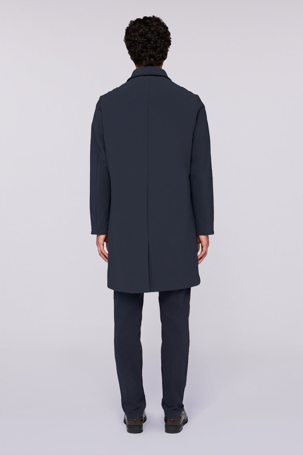 Car coat in tessuto tecnico opaco 3|ca1deb68ef77141662fefbc91fbe06e9dad10ecbfd435a93e77b5c834ad9be74