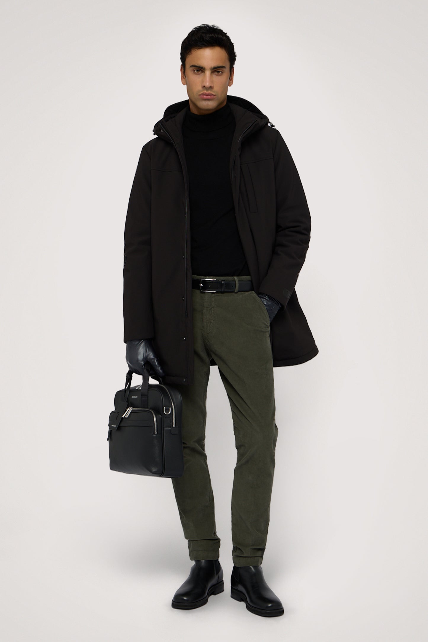 Giubbino con cappuccio in tessuto tecnico 6|9dacbda2728dab2fb9e663cba9f2d021f817d0280d2e0c1d5d23f812434fbbb7