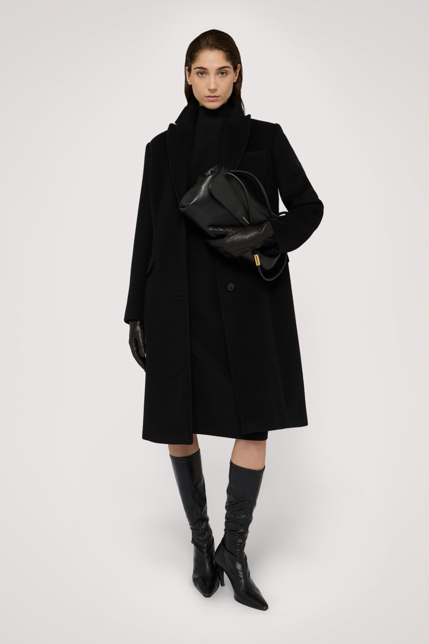 Cappotto monopetto in misto lana 4|2a8f72fff91dd74987b4b3707e6bda7bfe9a113eed6e29b022e252efdc0c24f9