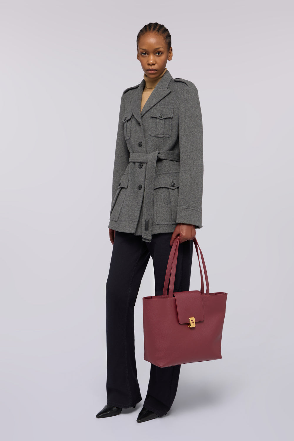 Field jacket in misto lana con cintura 4|84862cab697512d795007a30962ef621a79c40881a60848290114214a53f7ac6