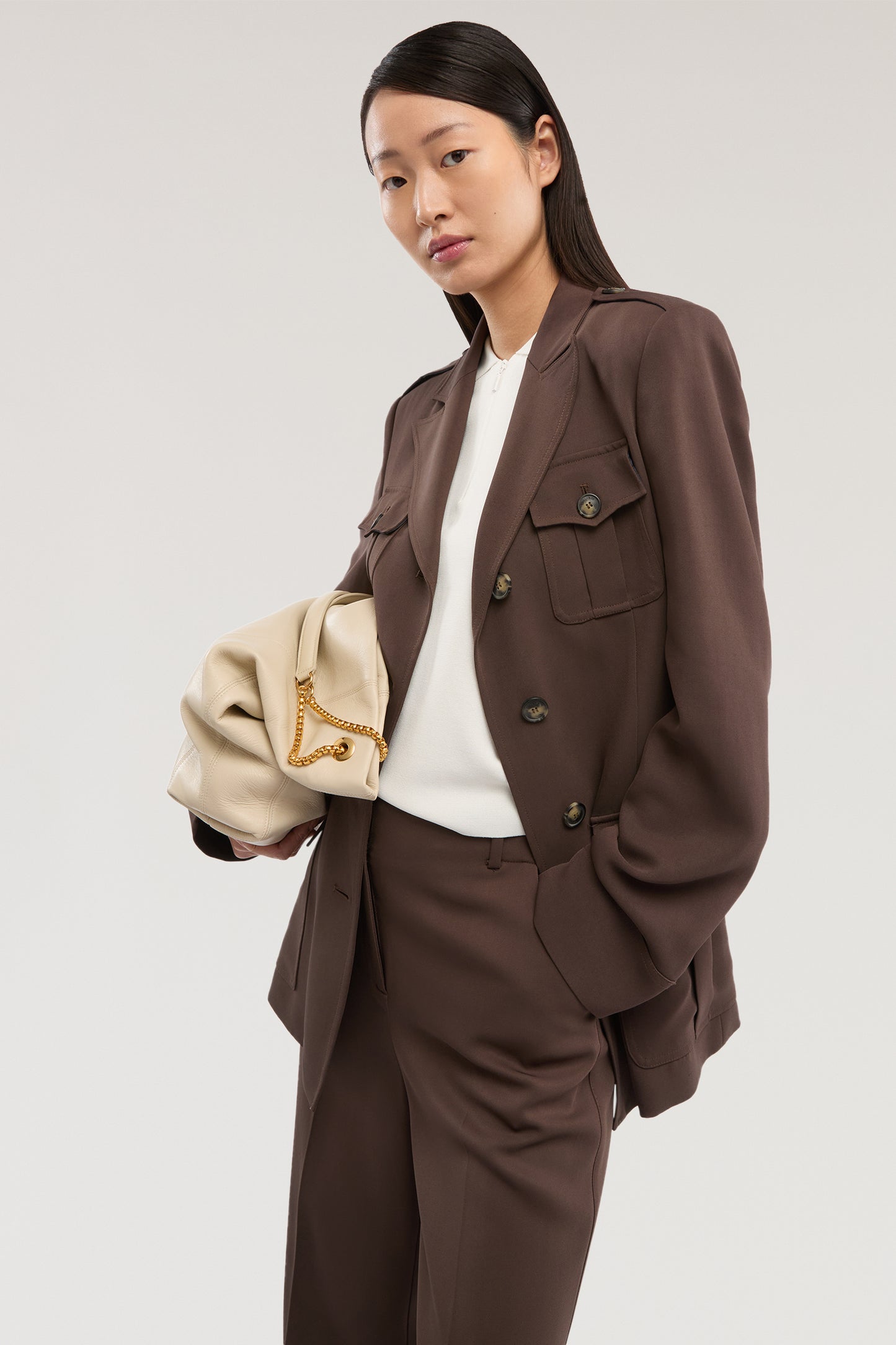 Giacca con tasche applicate in cady 1|ef827bd157c824432477ac41fc1c798f76635e0954b8f62eb8b74b06821d3dca