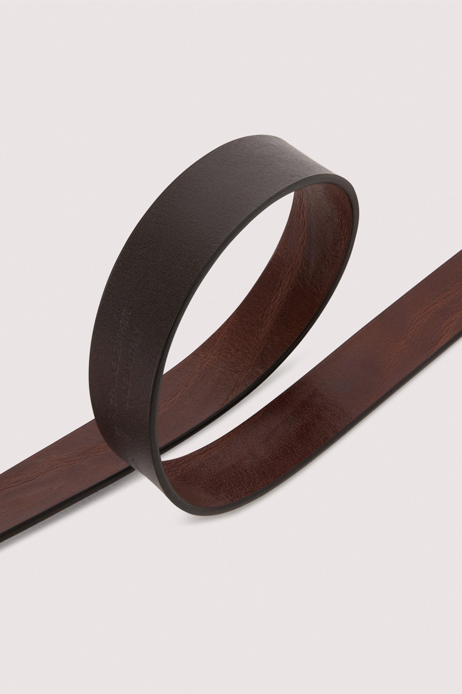 Cintura in pelle ondulata 2|4d7cf3dde10cae7aa5d95ad50dc9fbb8fbea5ff73b5ecb44a8785f89949c19ac