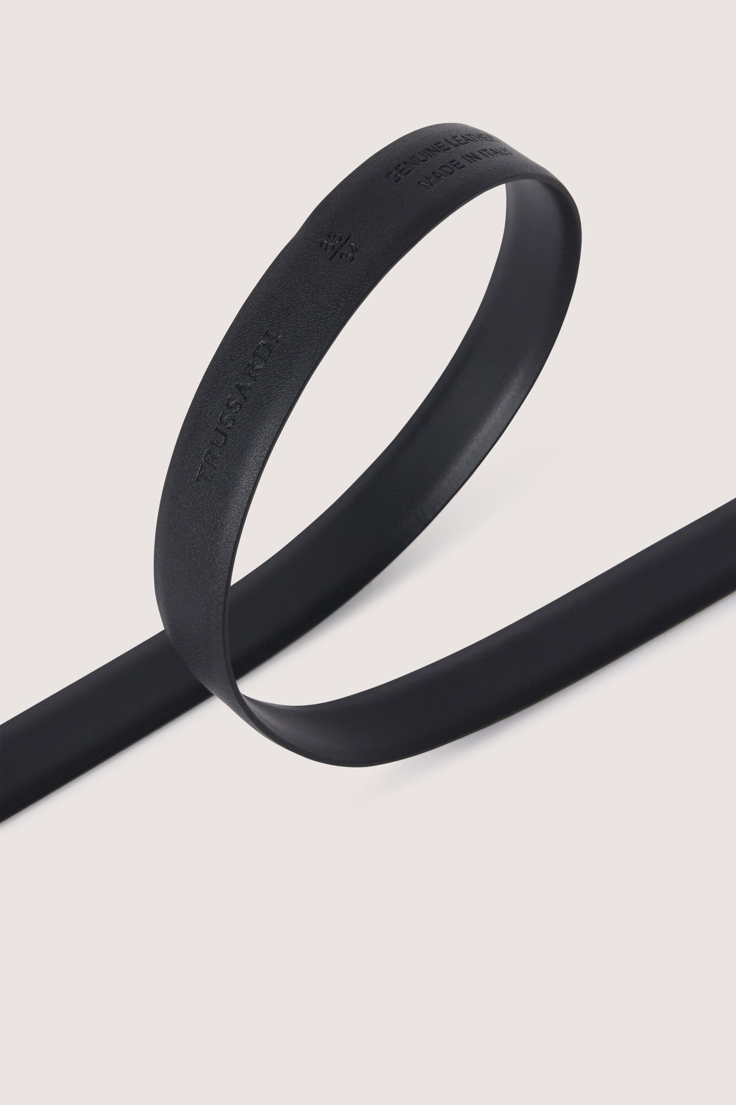 Cintura in pelle con fibbia galvanica 2|35ea6c626909c38574a9c8e58f9bdfd30e7bee735fef80decb76c82495493d55