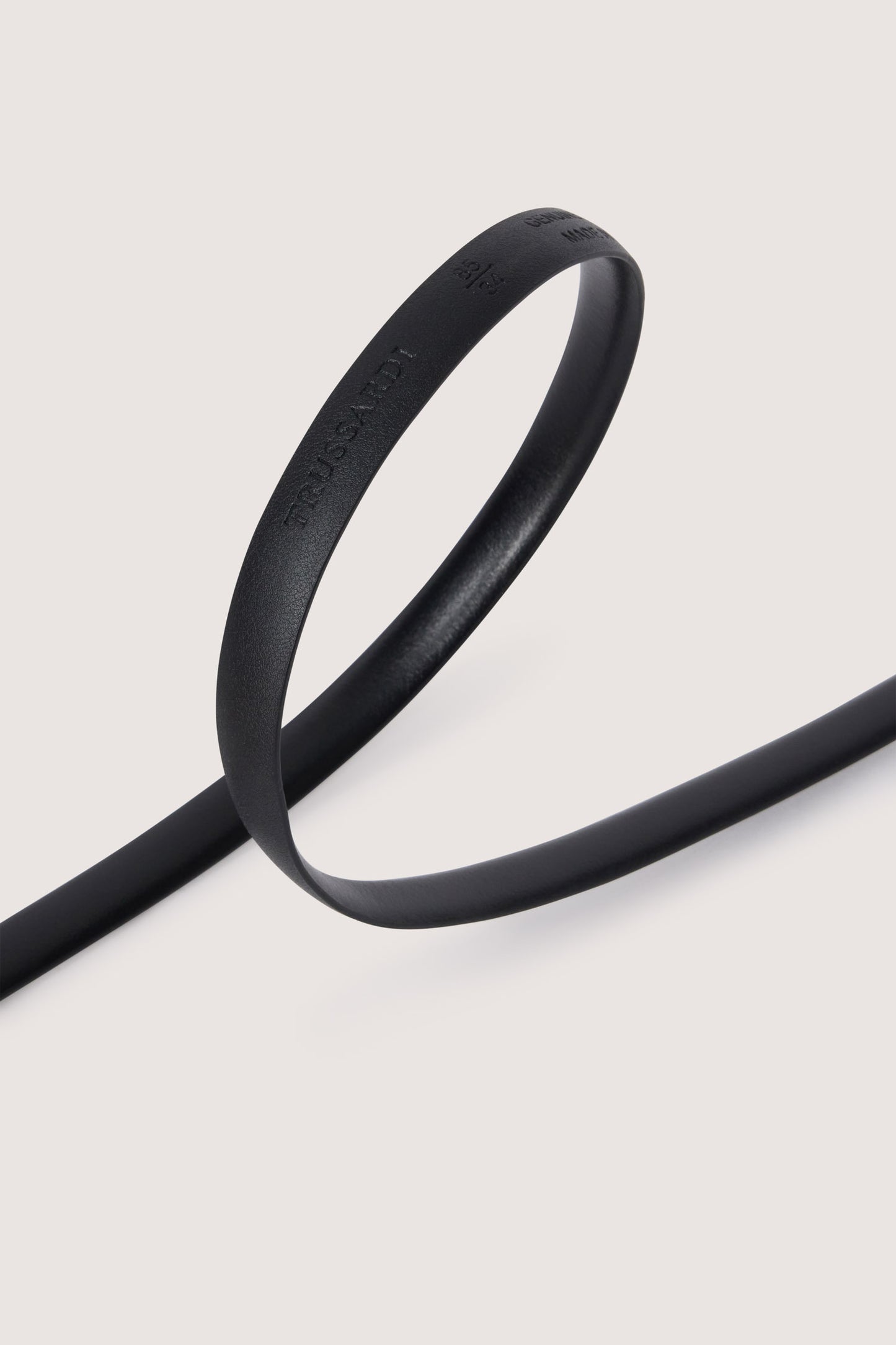 Cintura in vera pelle con fibbia galvanica oro 4|0829d8cb422f7d90aeea0afc0e6f92a3825185a2a3b04f2e3b7a1f904d18ba57