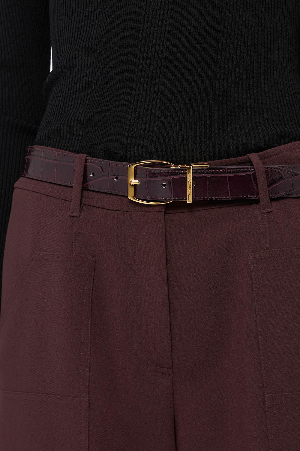 Cintura reversibile in pelle stampa coccodrillo 2|14a1335cc621f447c75bad53c9a634d06ae232a31edc4931dbe514a88e40ff6f