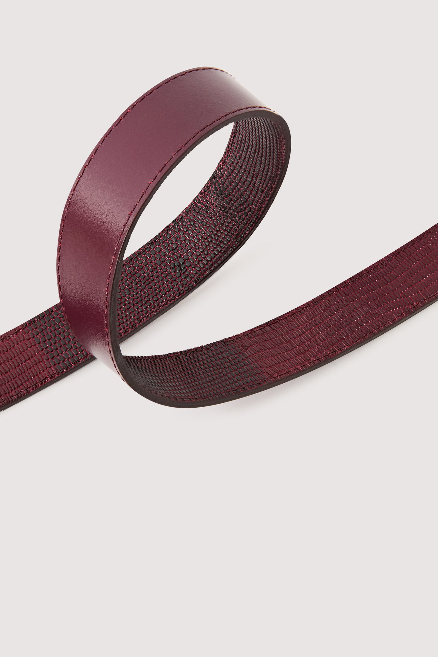 Cintura reversibile in pelle con stampa 3|97af048559f8850d713ca077cf3bd39f43d001c110c7b4cd4071fd80167d8ea9