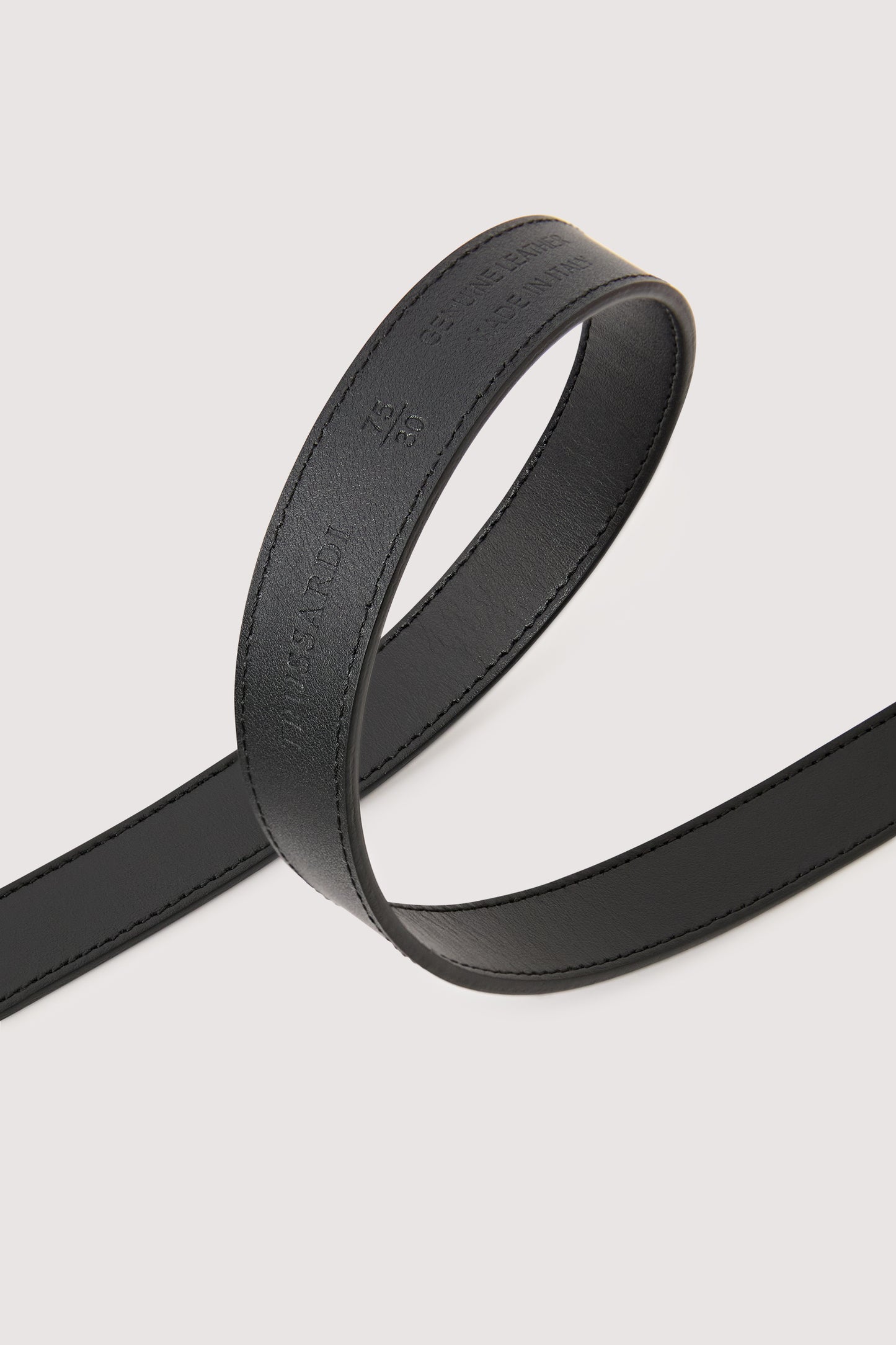 Cintura in vitello con cut-out levriero 4|d78567868c109af7547d48e55197136e8d60b9f43662ce00a9e379660791a24c