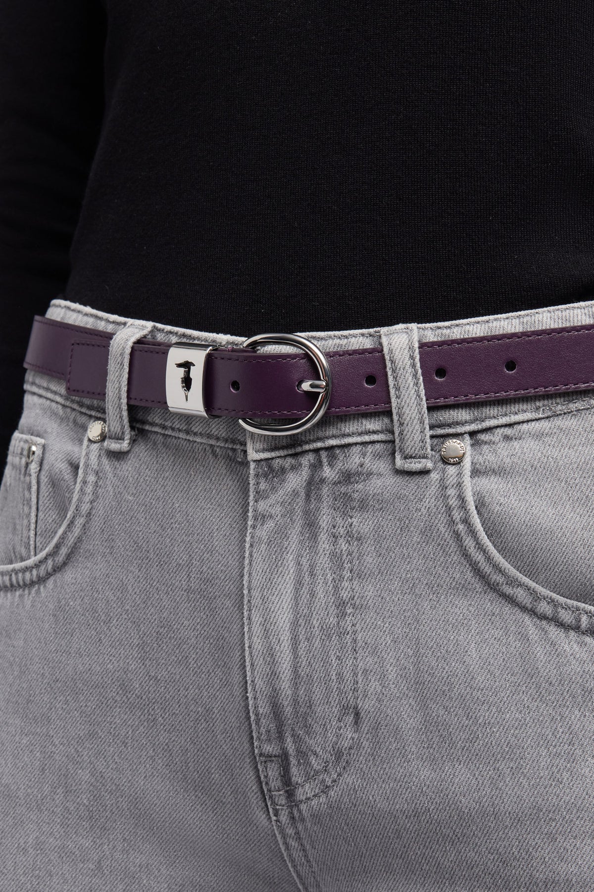 Cintura in vitello con cut-out levriero 4|29d9217eb40945a7635437013bb5339ae8311ca8e50352a5829b01c43d545067