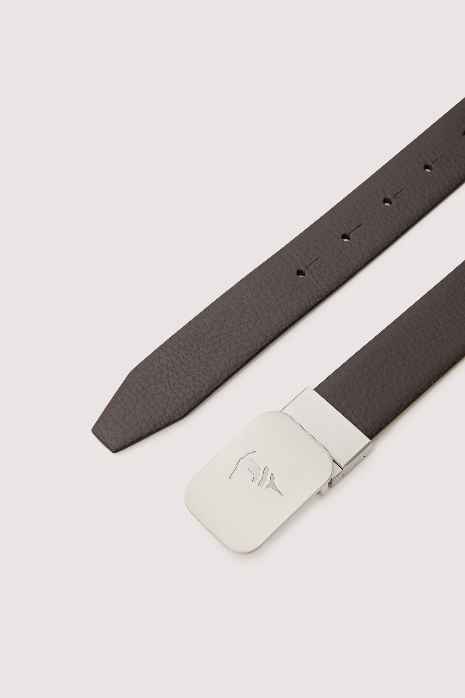 Cintura in vitello reversibile con fibbia levriero 3|1fe3a6c65e73fec5ff1b08c454fa41737f1bfe11a47c7f27d4a8d18bde938f32