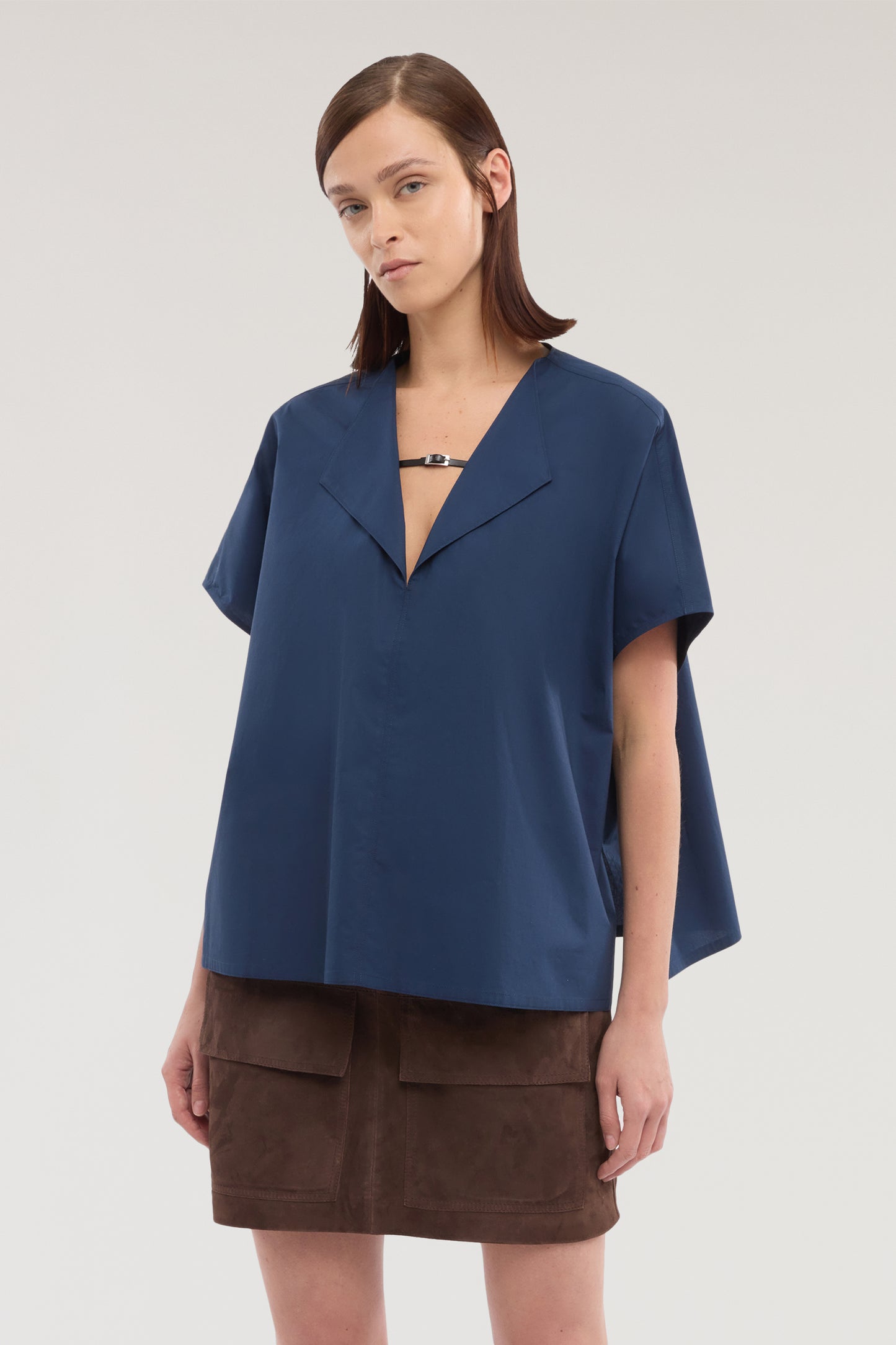 Blusa boxy in popeline 1|b36672a6118681ff1d7fb8b769ca0744419fb43c17c58c0b636592d795cfac82