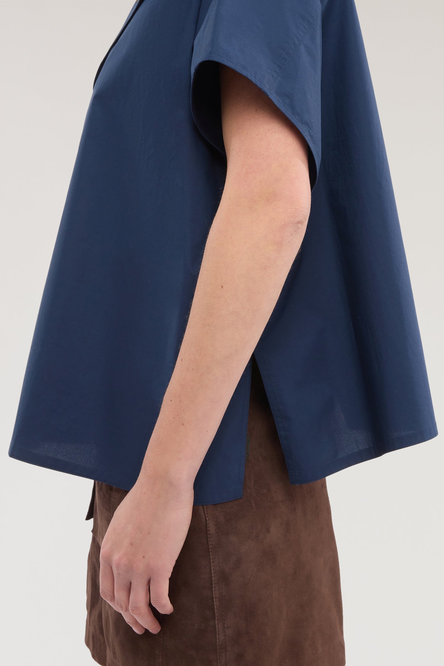 Blusa boxy in popeline 3|522b8a2baac7ee53cd86584c5350dda0821aa80c1c7190b778bd263e5565b121