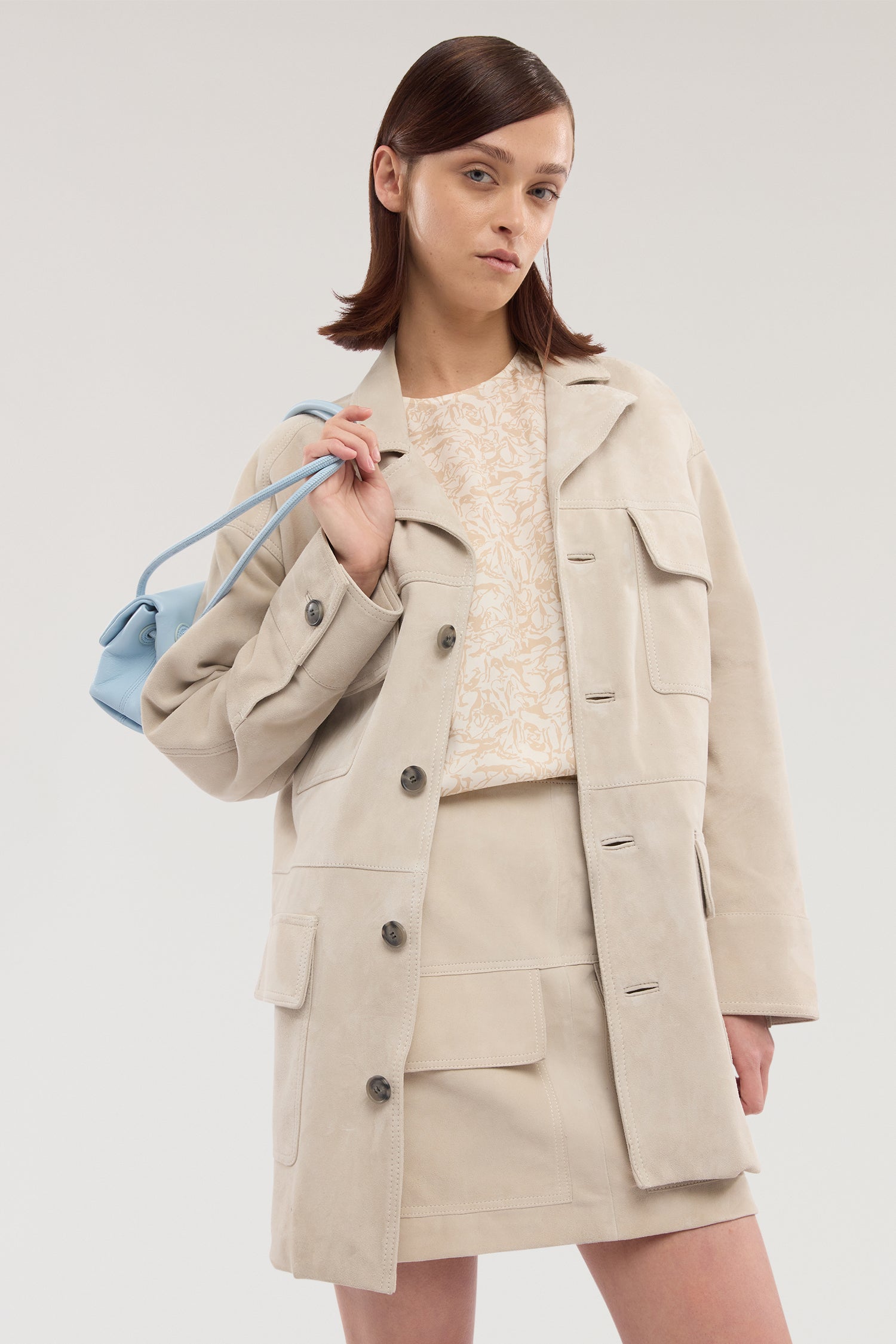 Top con maniche a tulipano con stampa in viscosa 4|d3a7207d9811b9d8758f2613d95f7325c241167dd4543cf1d3edbc34f45de29c