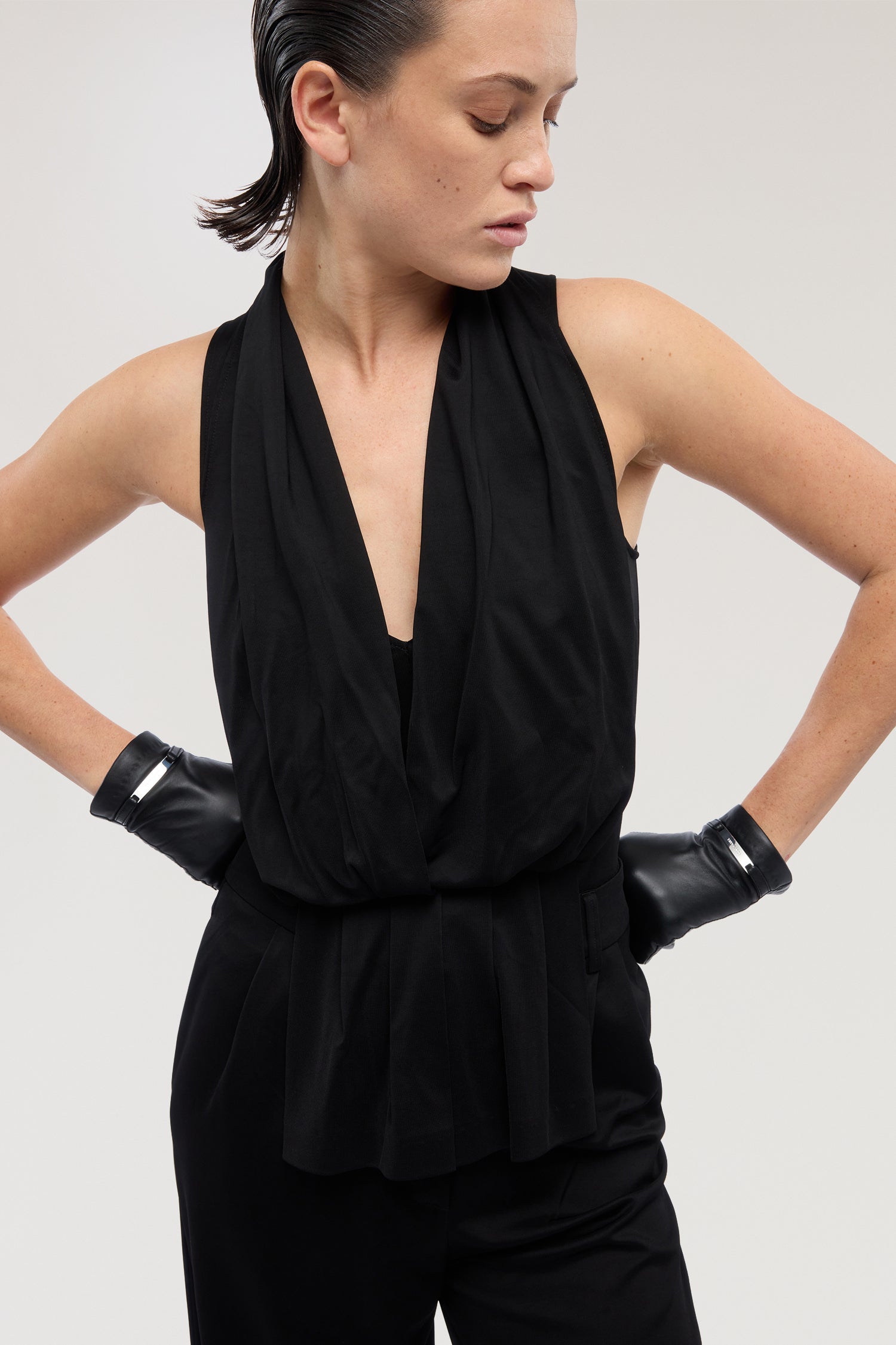 Top fluido a pieghe in viscosa 4|78e1aa28aa12948dc818ace07ae5d80bae0eaa56a58dffc9d7eb315cb1627e21