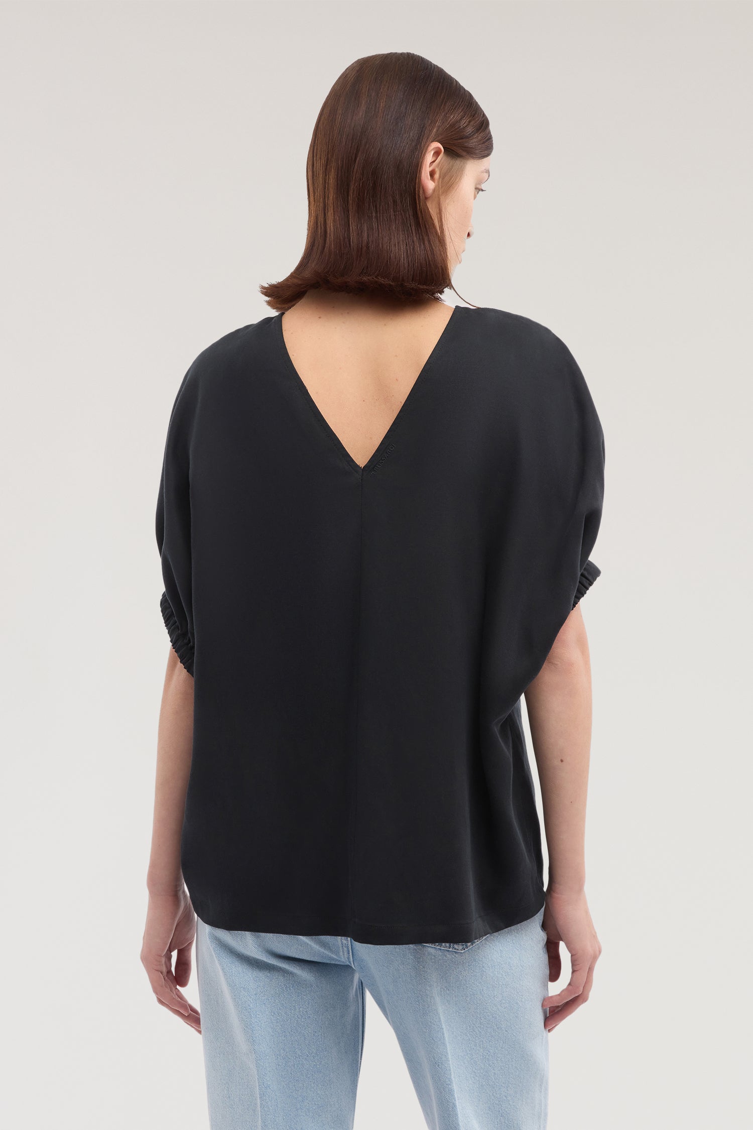 Blusa boxy in lyocell e lino 3|7fcffcb412d15a37a0e65ddc187923a4a2ad77eb6a9e7b3d3d070a4e27bc1c0f
